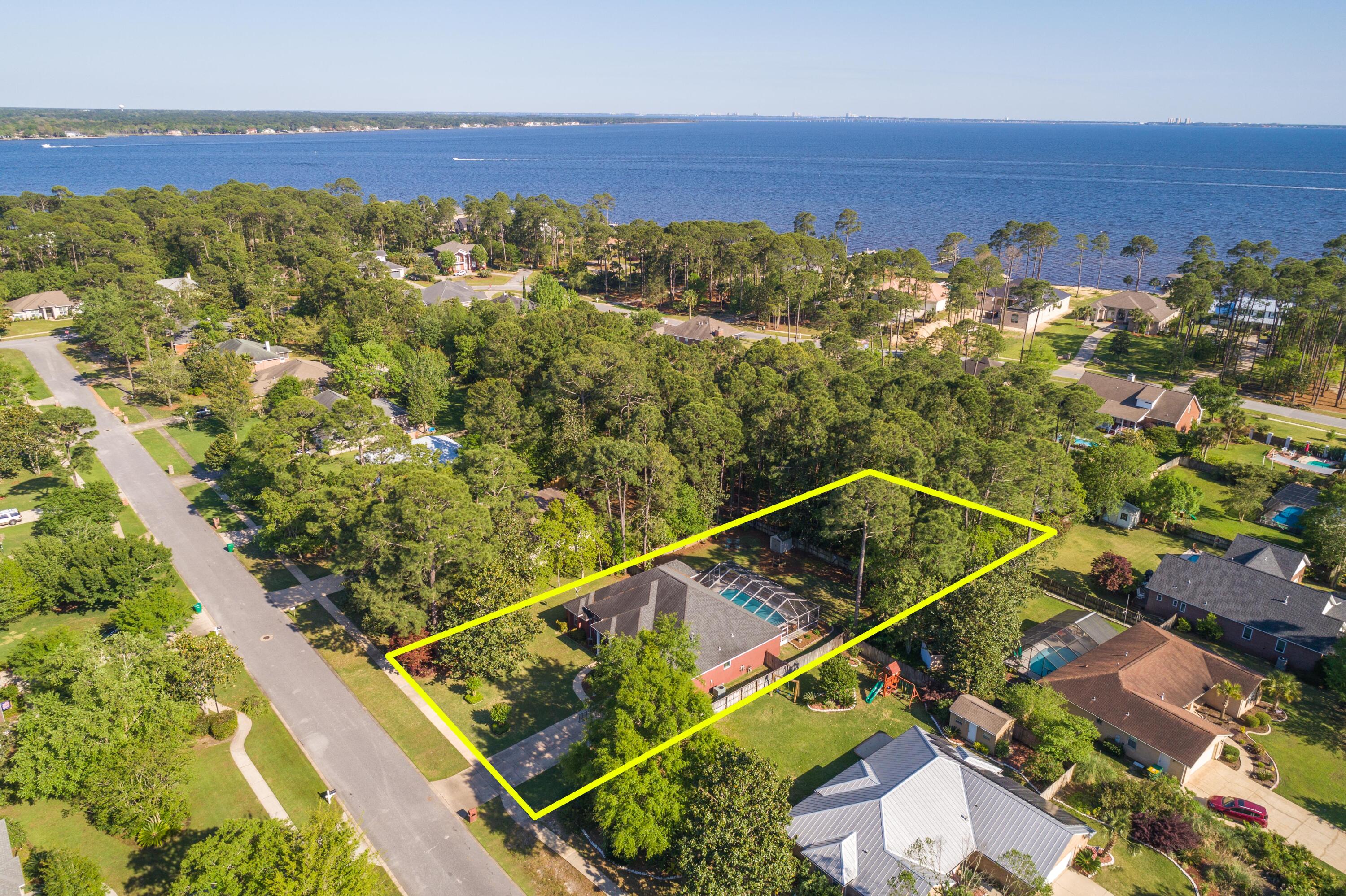 DANA POINTE - Residential