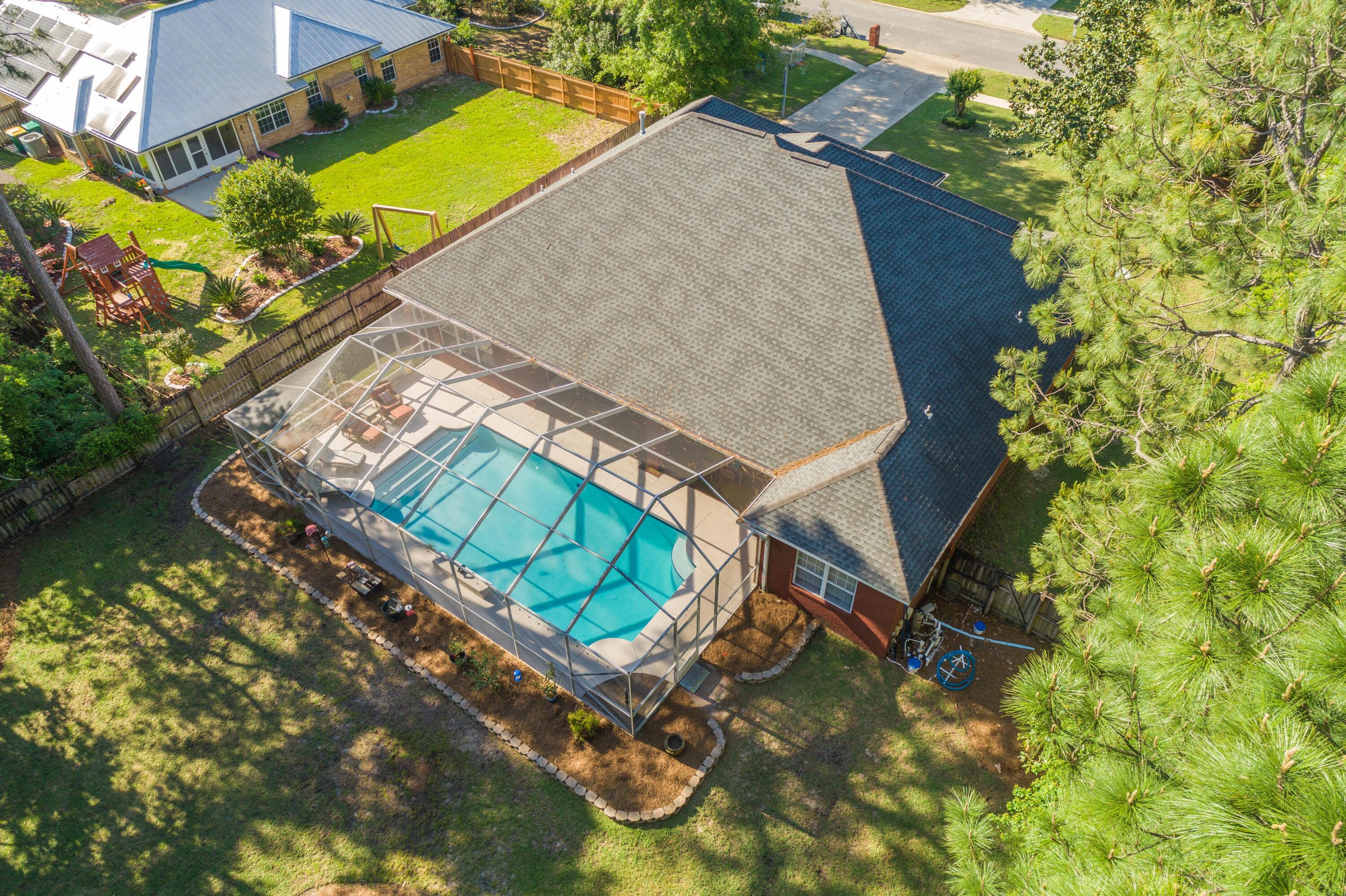 DANA POINTE - Residential