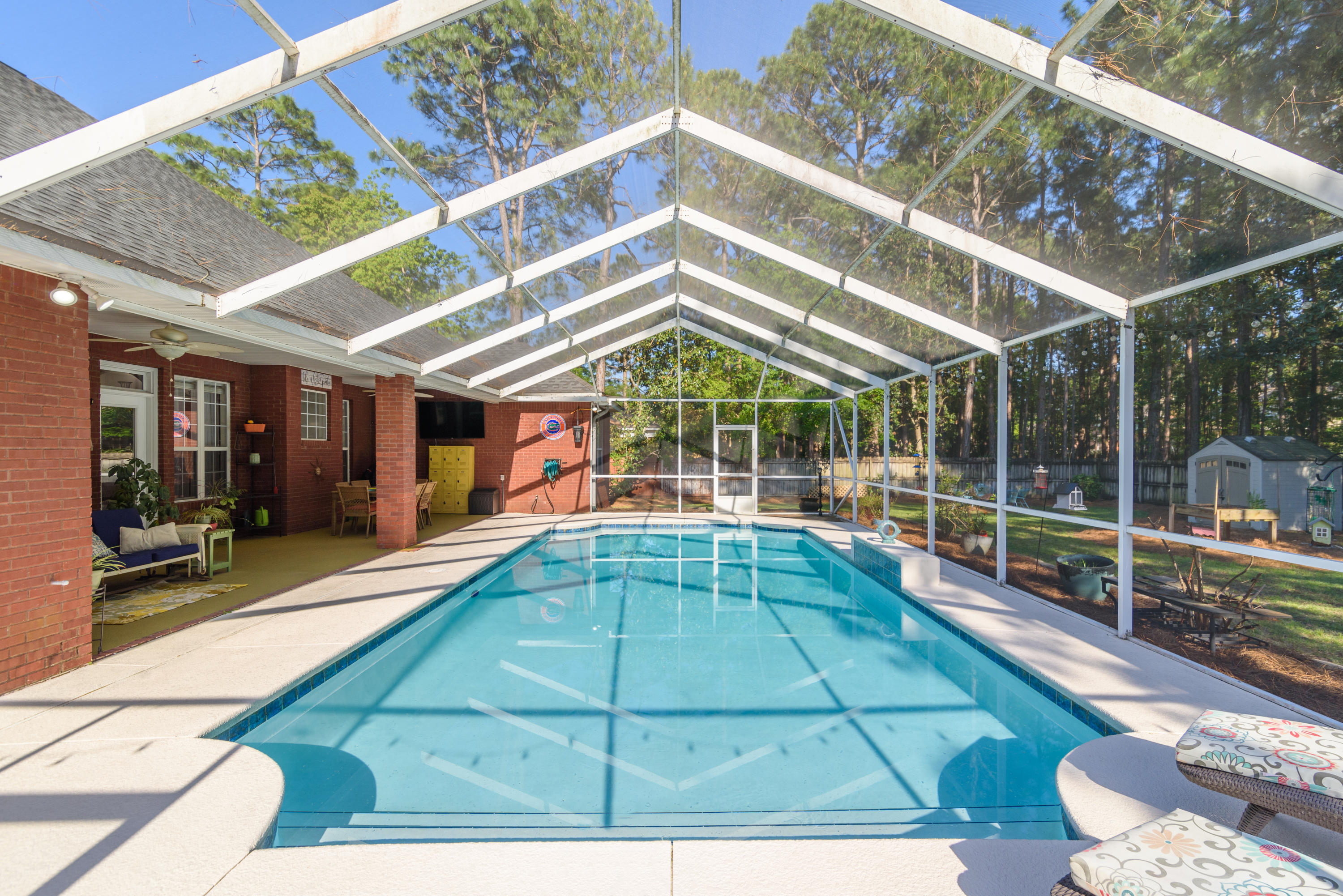 DANA POINTE - Residential