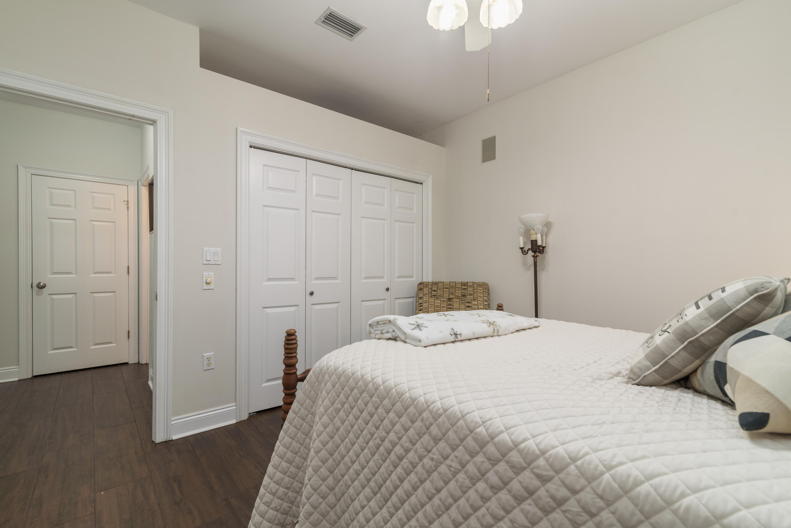 DANA POINTE - Residential