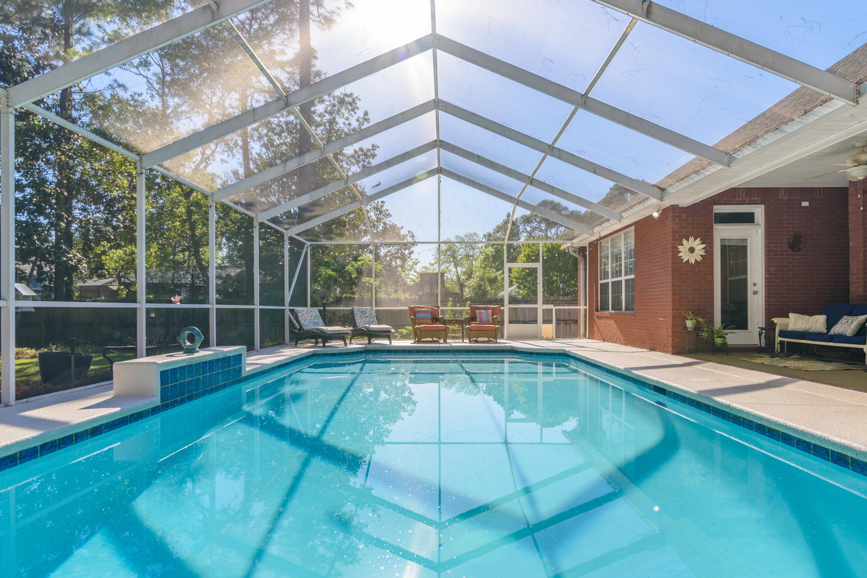 DANA POINTE - Residential