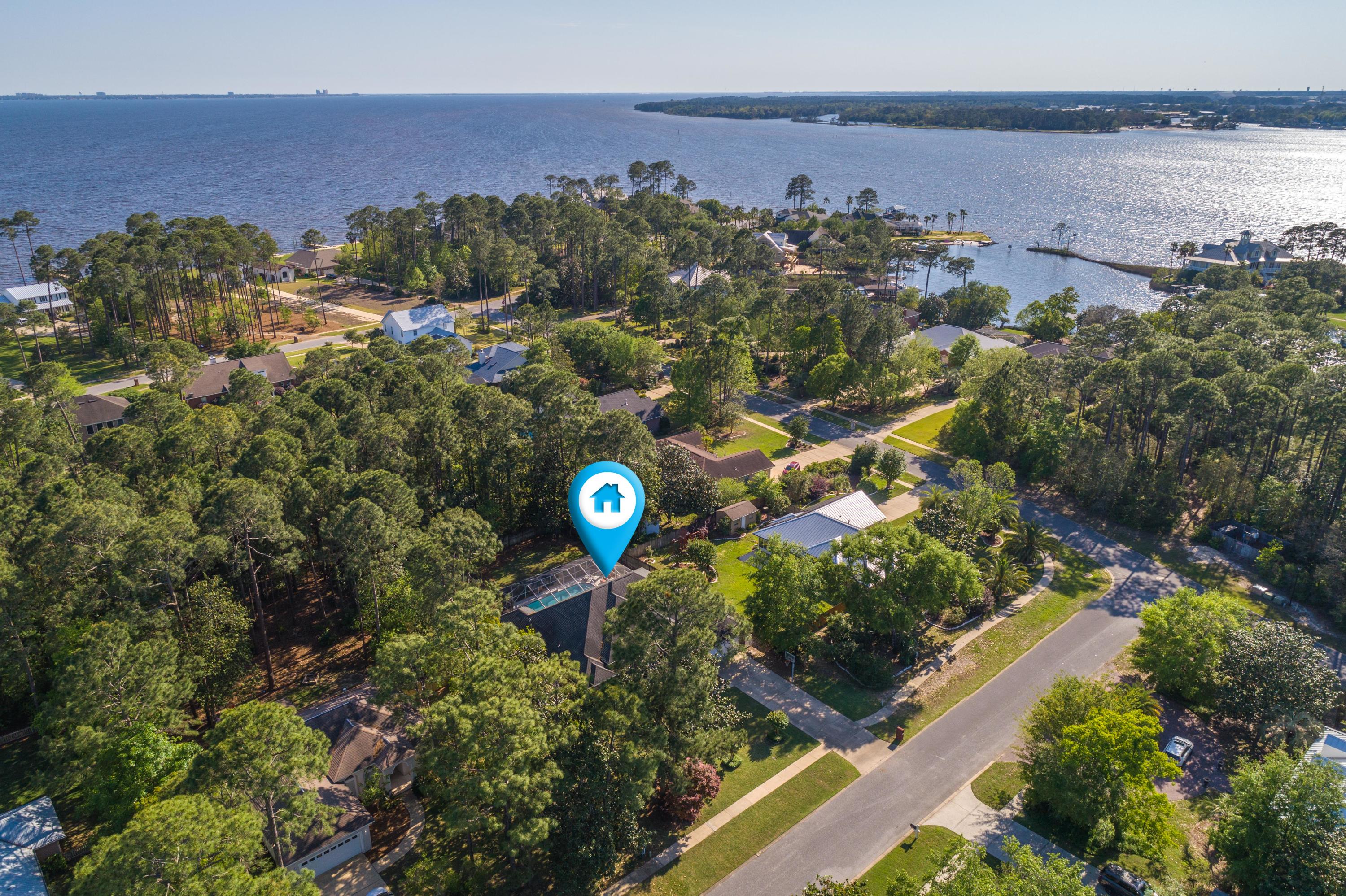 DANA POINTE - Residential