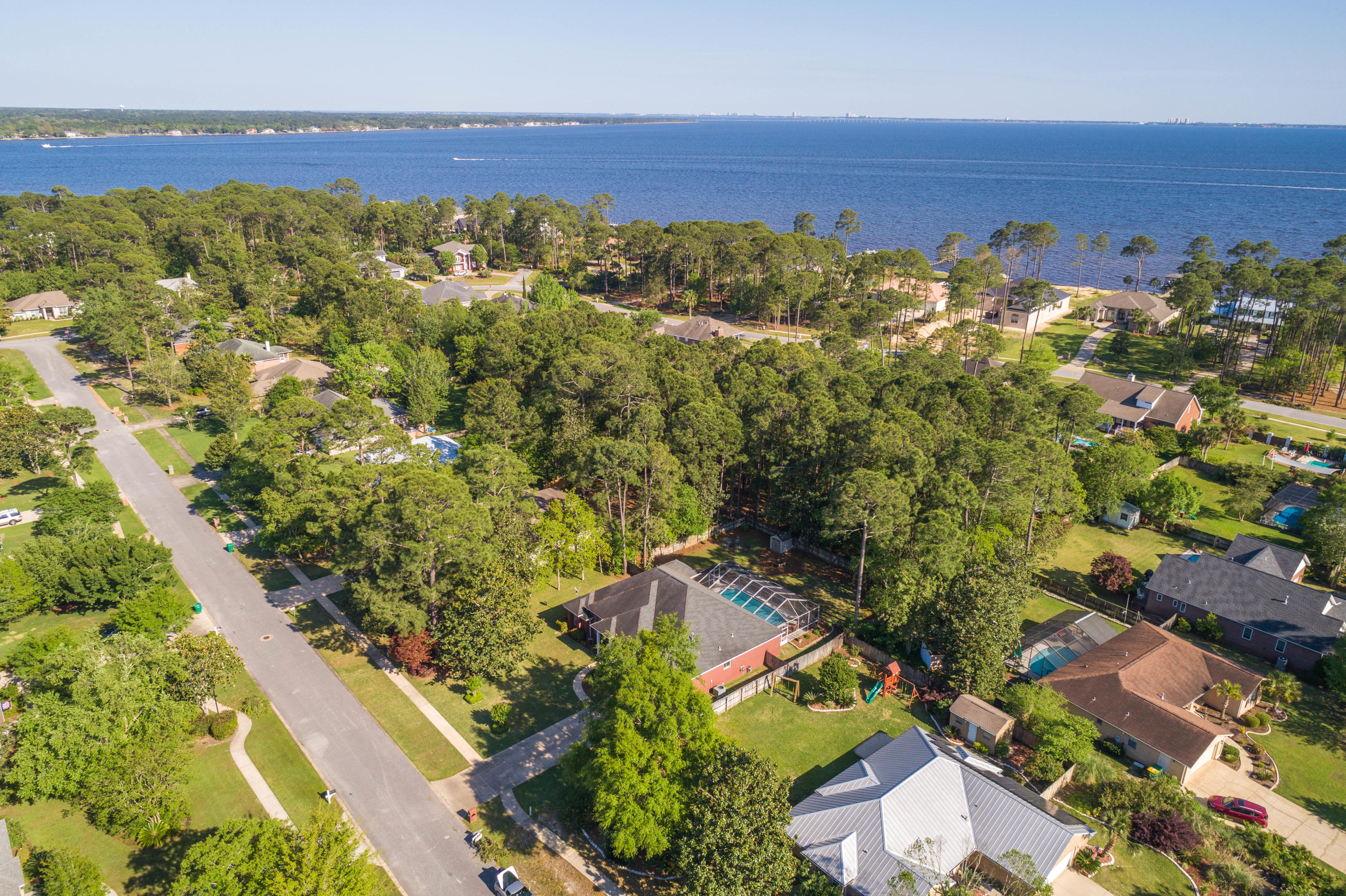 DANA POINTE - Residential