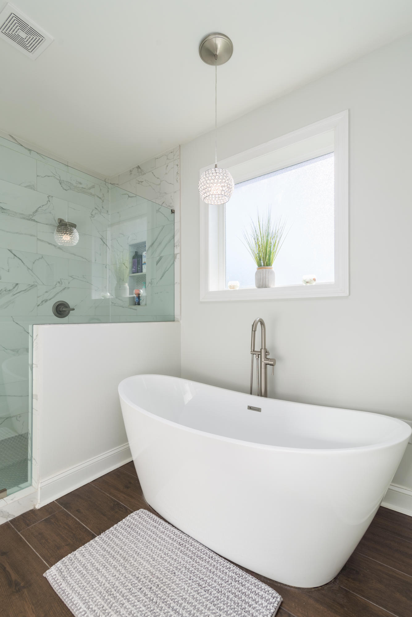 DANA POINTE - Residential