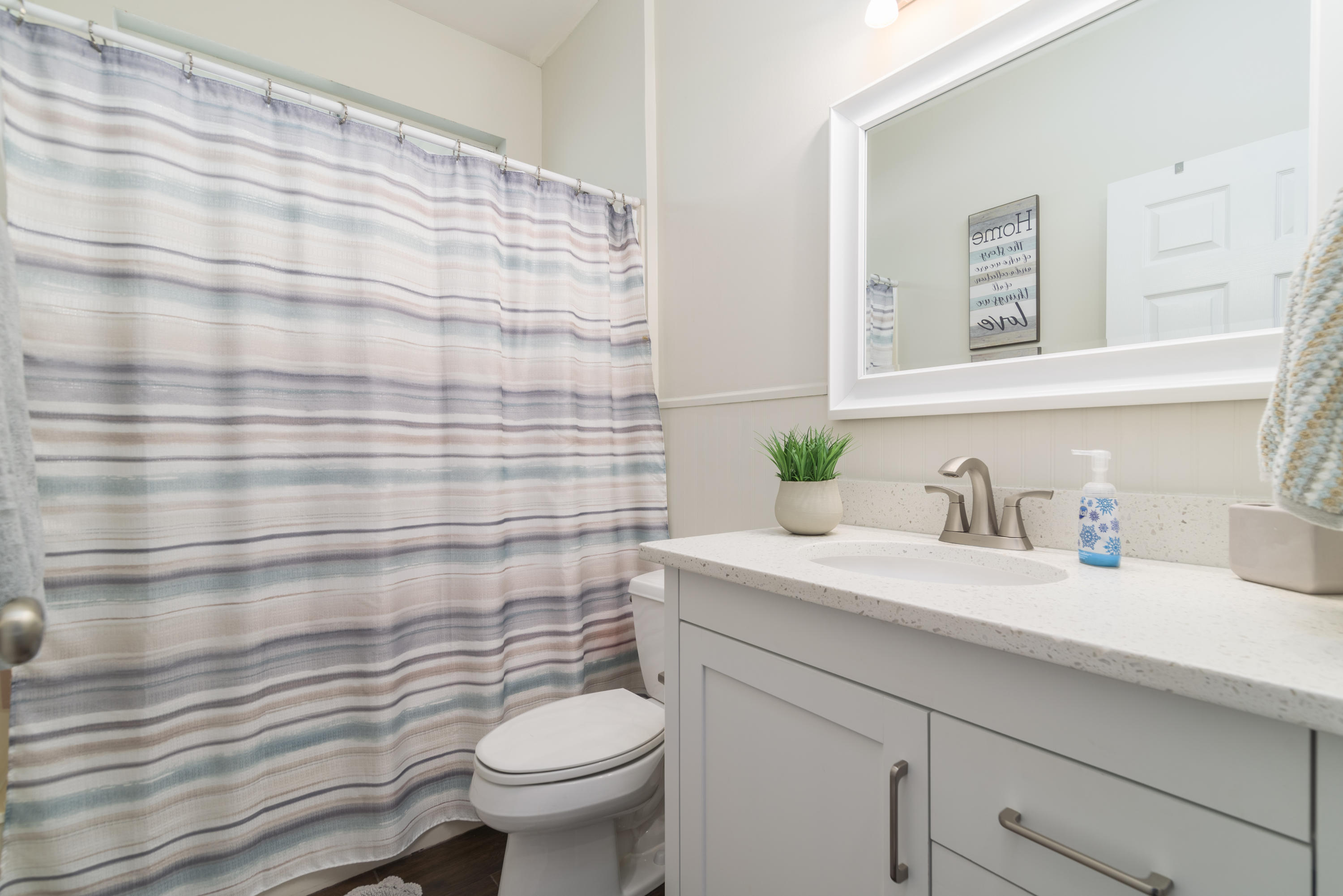 DANA POINTE - Residential