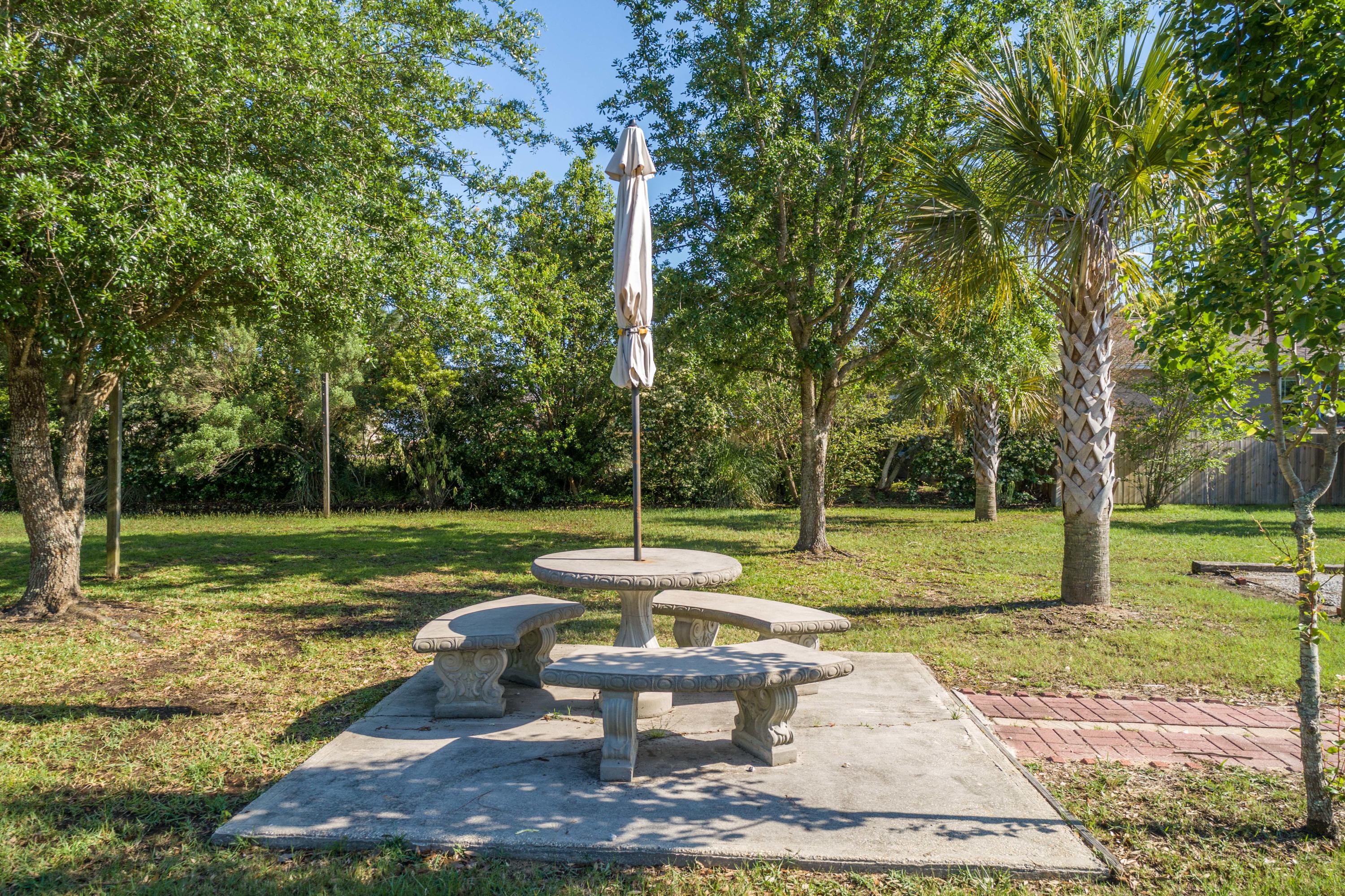 DANA POINTE - Residential