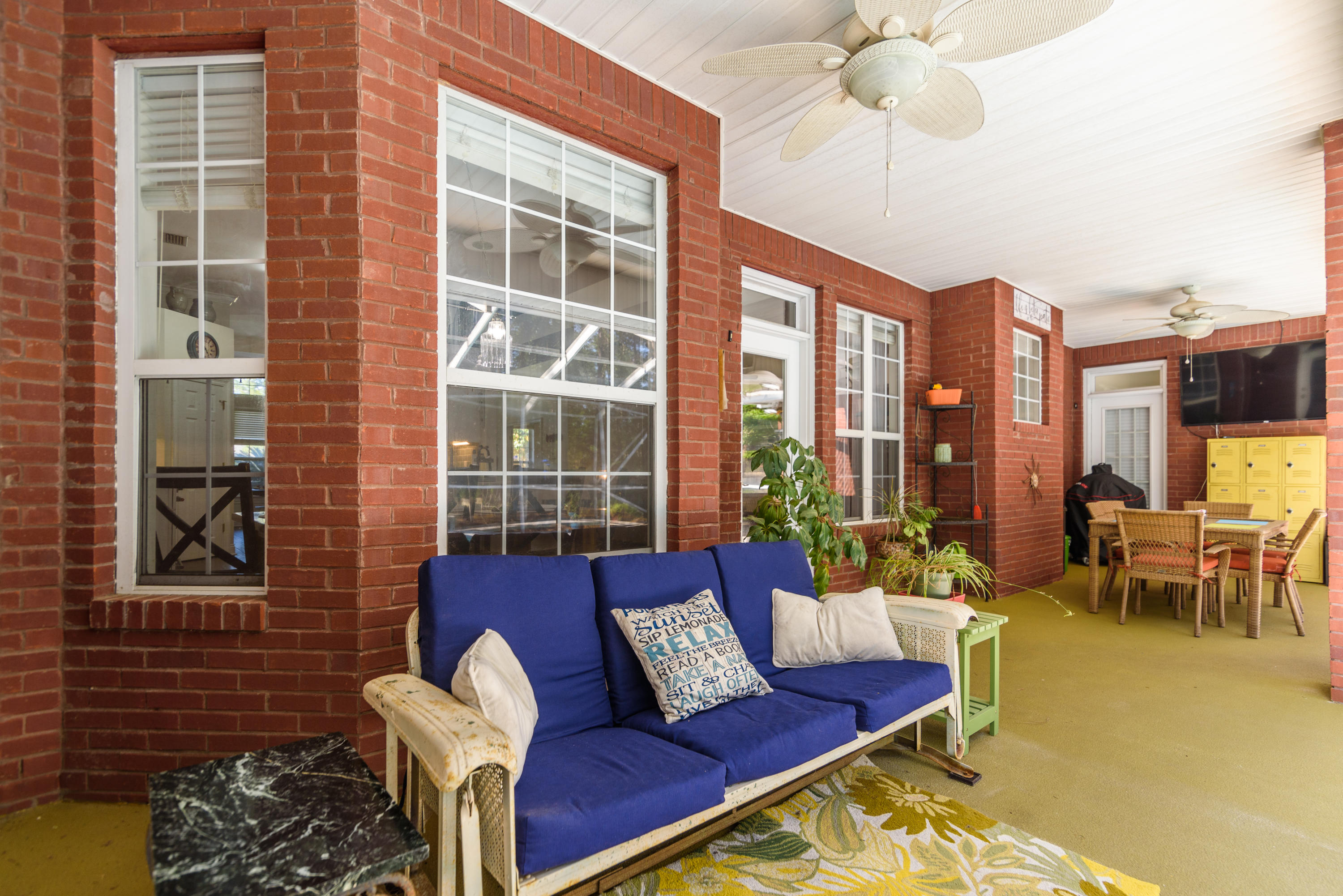 DANA POINTE - Residential