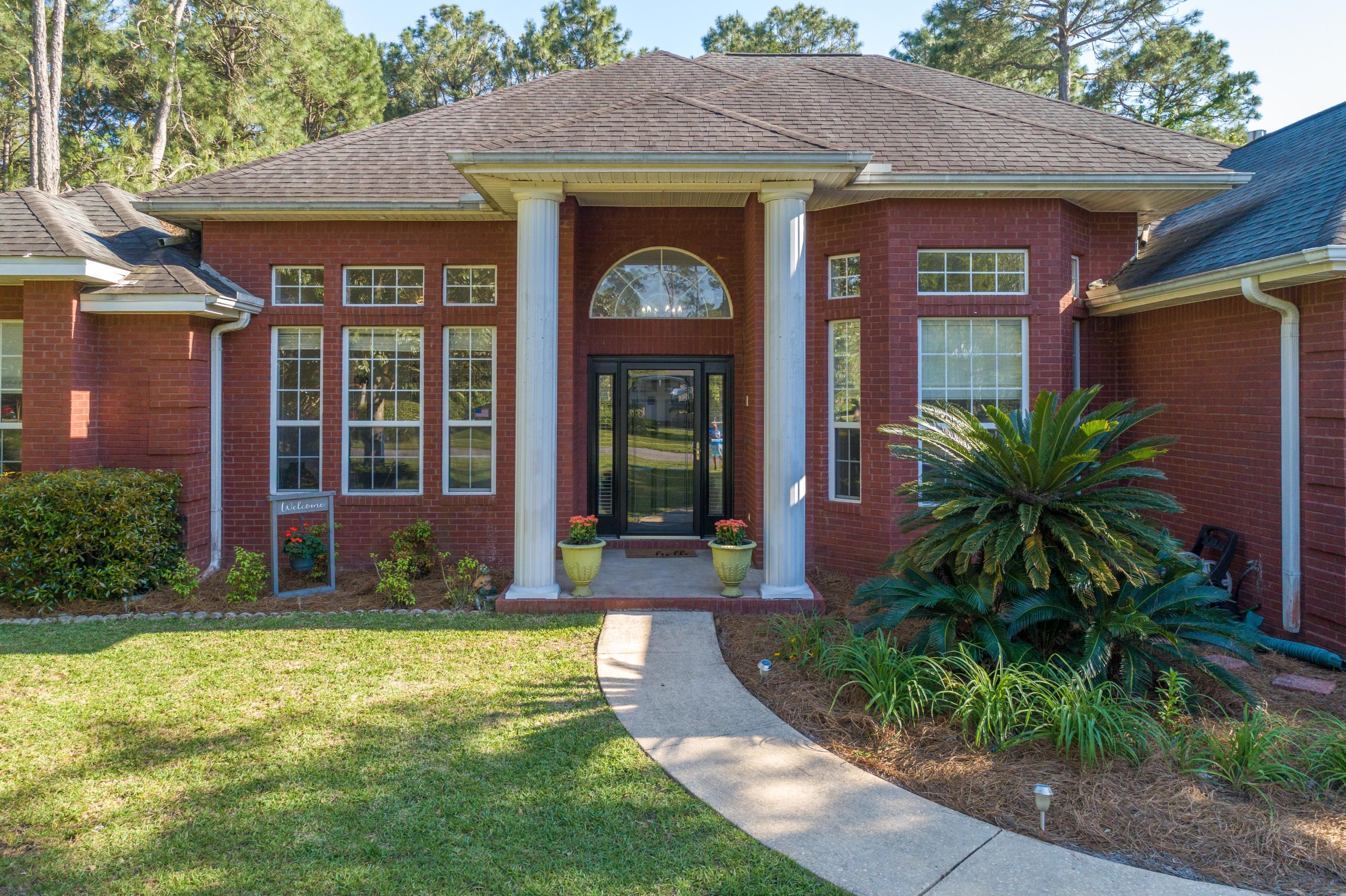 DANA POINTE - Residential