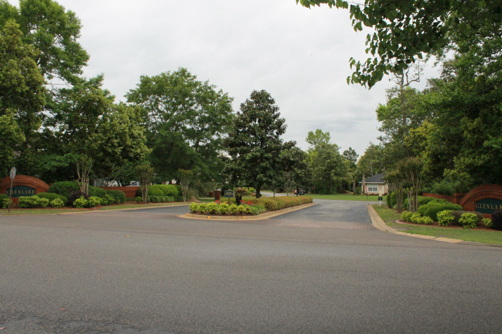 GLENLAKE PH 1 - Residential