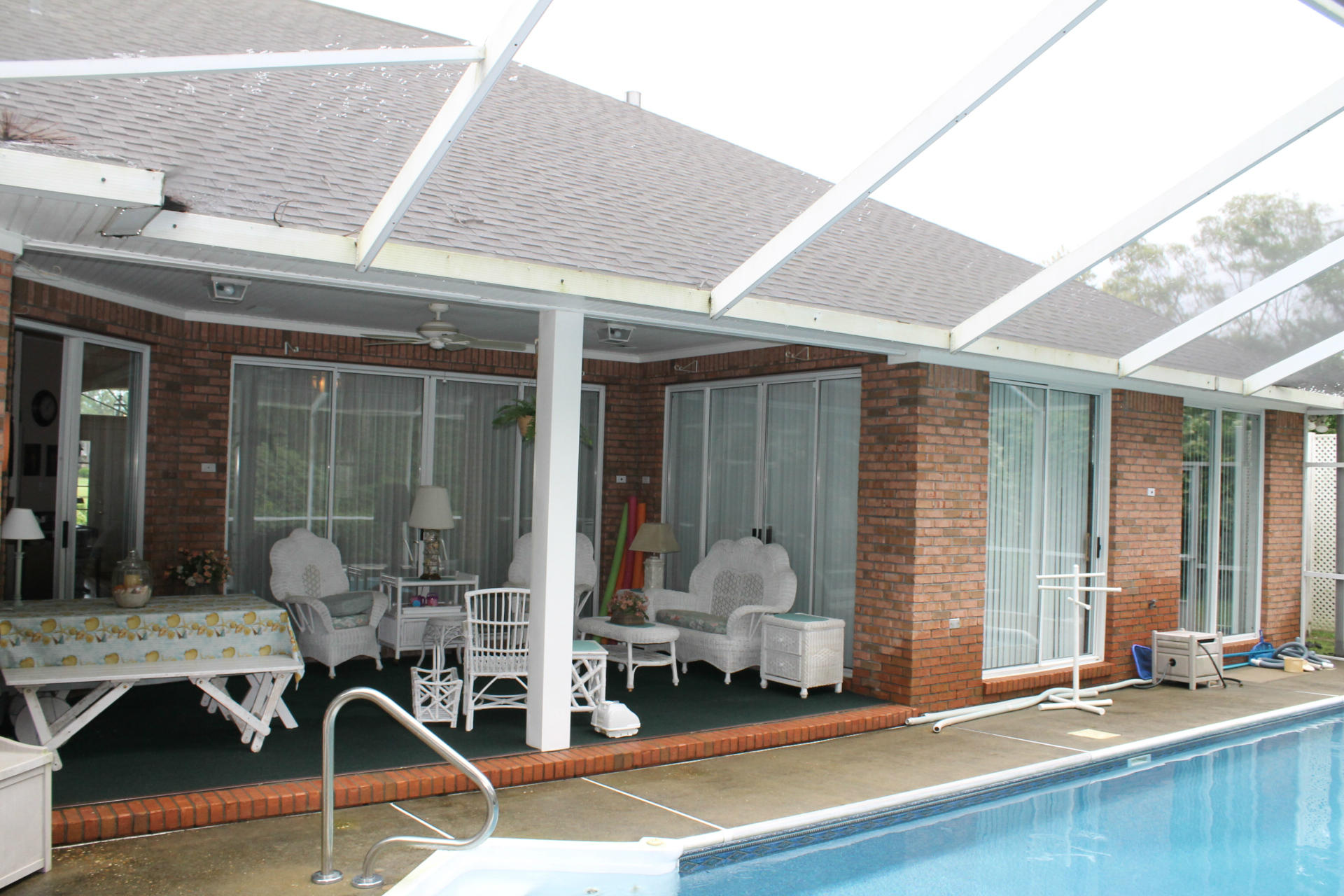 GLENLAKE PH 1 - Residential