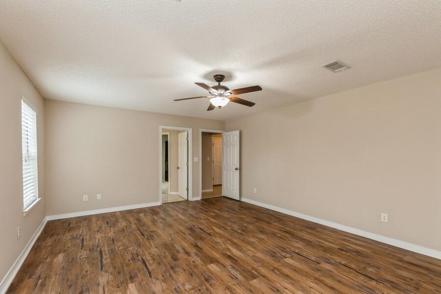 SHALIMAR COMMONS - Residential