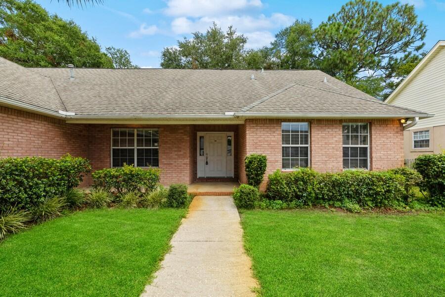 SHALIMAR COMMONS - Residential