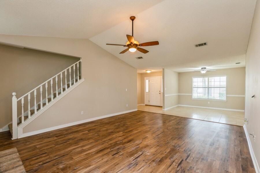 SHALIMAR COMMONS - Residential