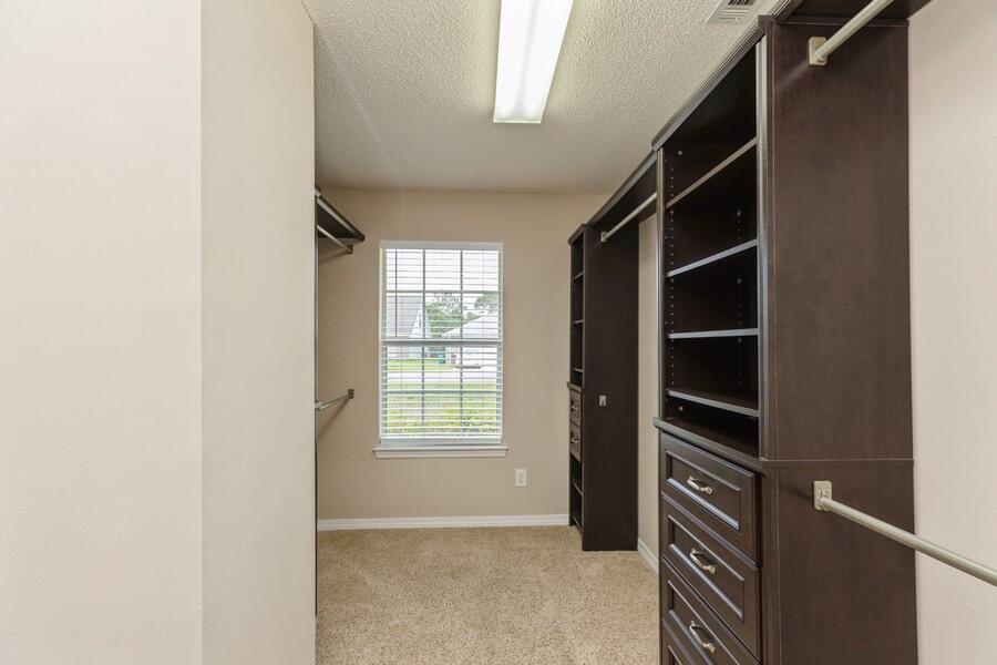 SHALIMAR COMMONS - Residential