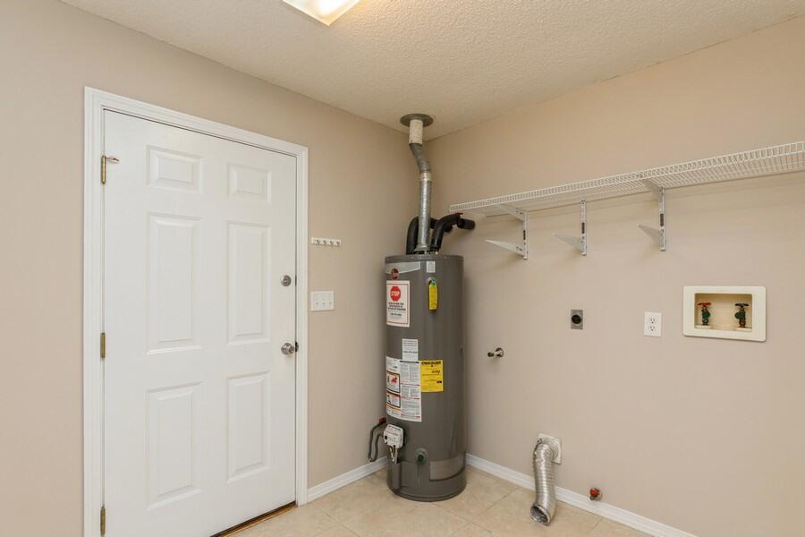 SHALIMAR COMMONS - Residential