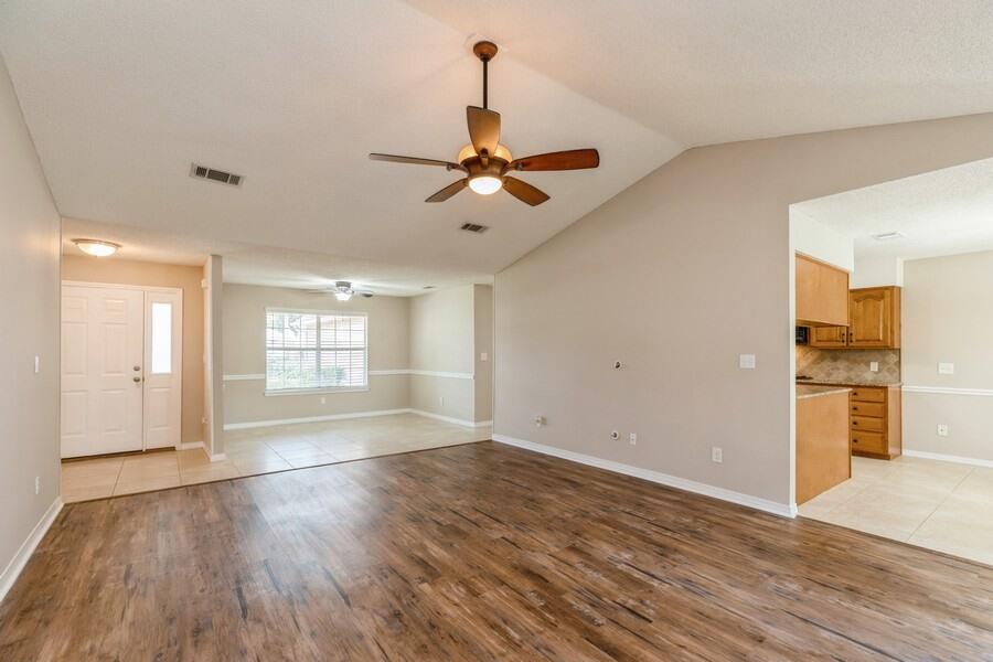 SHALIMAR COMMONS - Residential