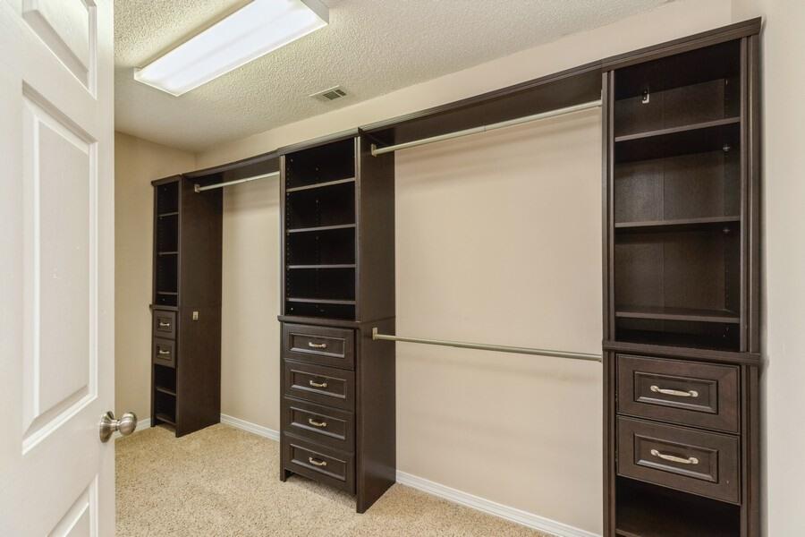 SHALIMAR COMMONS - Residential