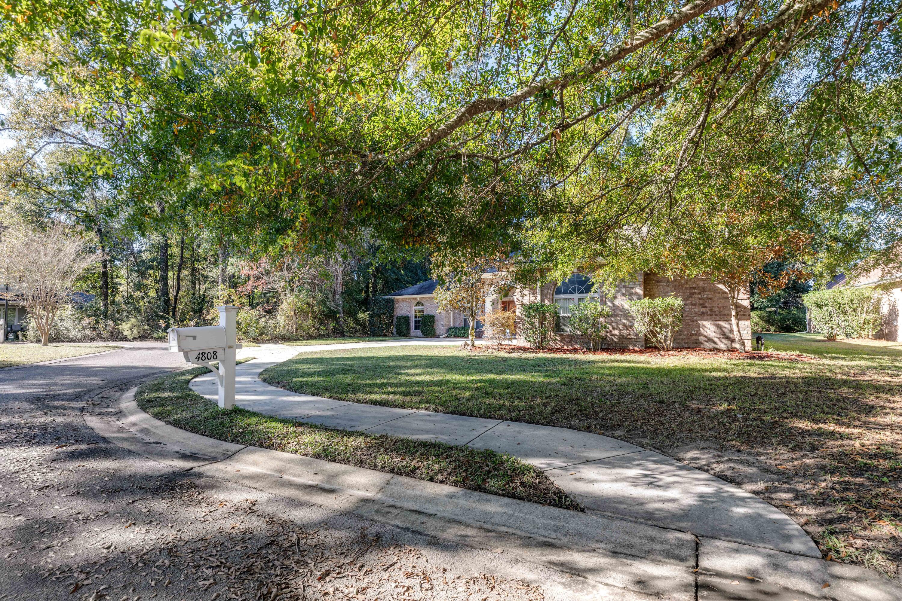 CLAIRES VINEYARD - Residential