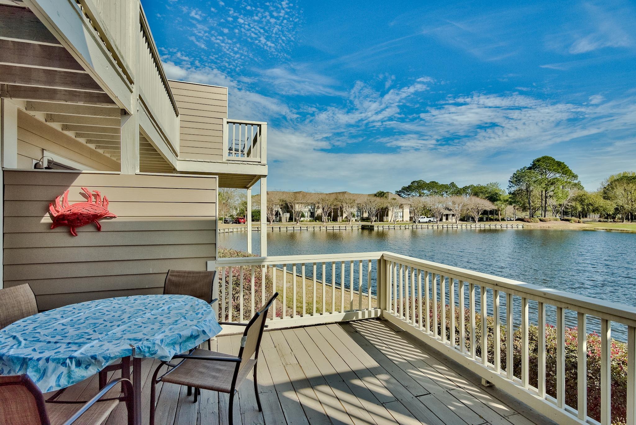 HARBOUR POINT CONDO - Residential