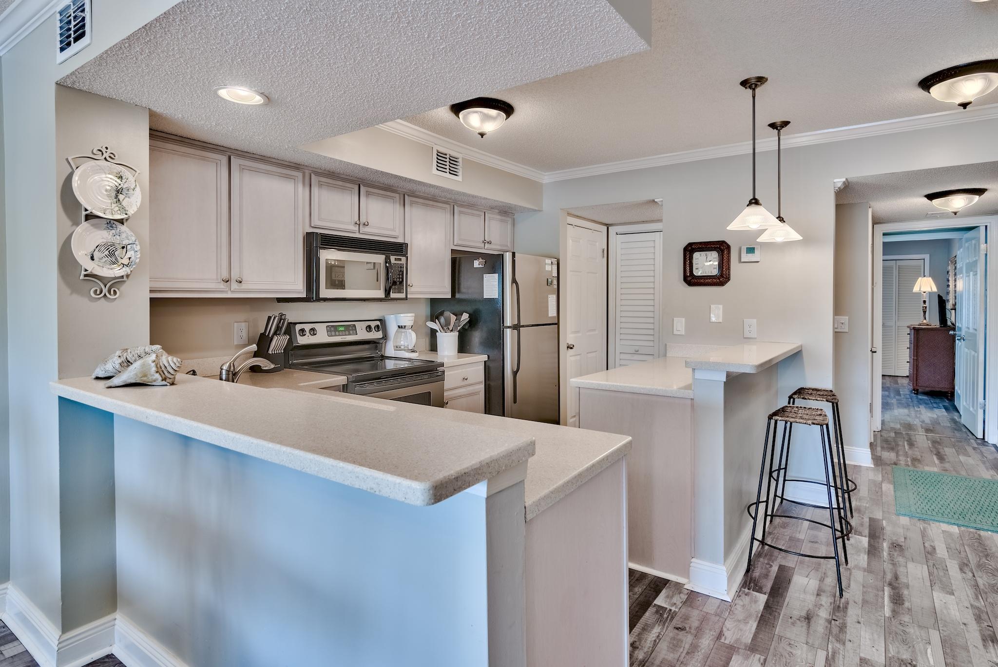 HARBOUR POINT CONDO - Residential