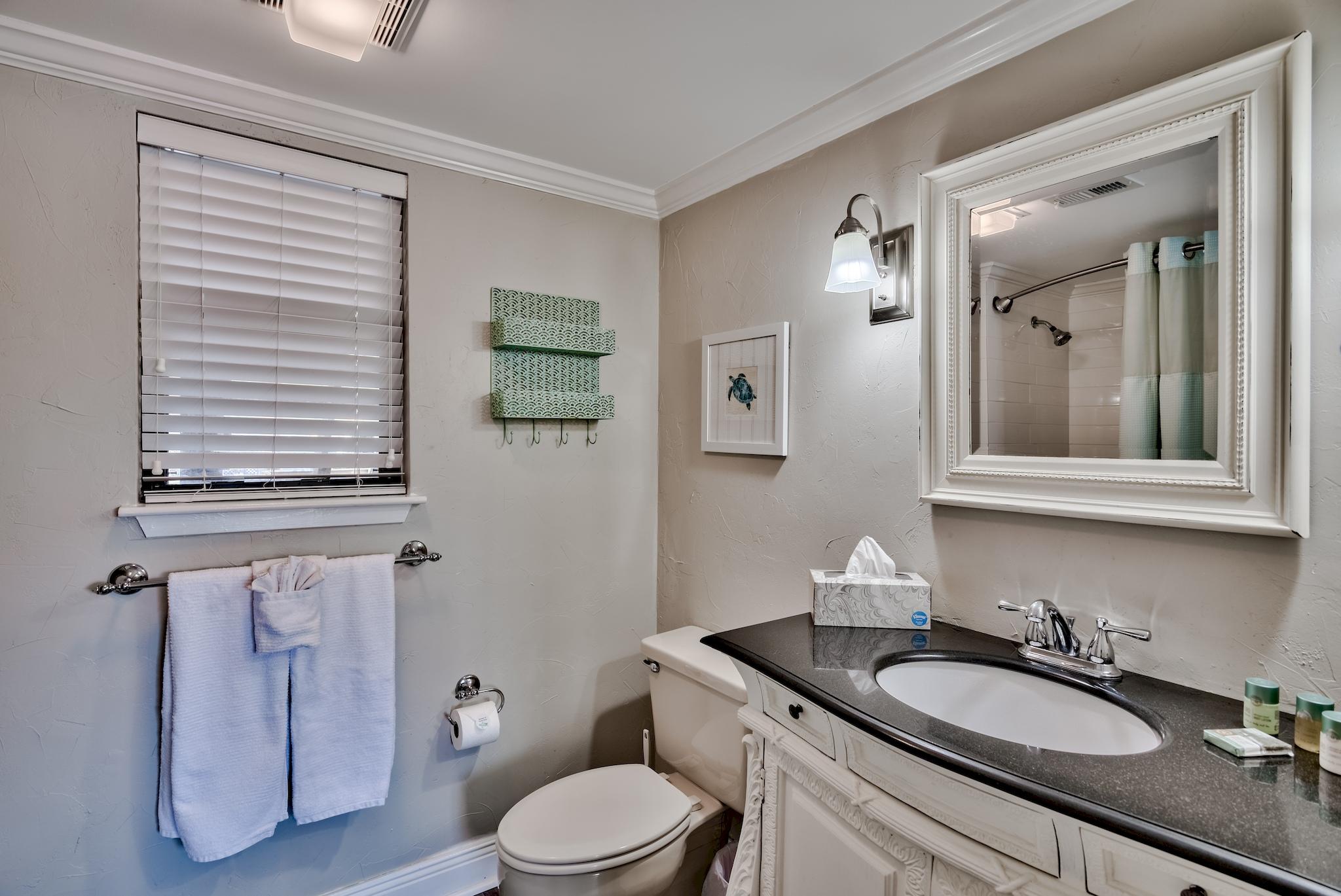 HARBOUR POINT CONDO - Residential
