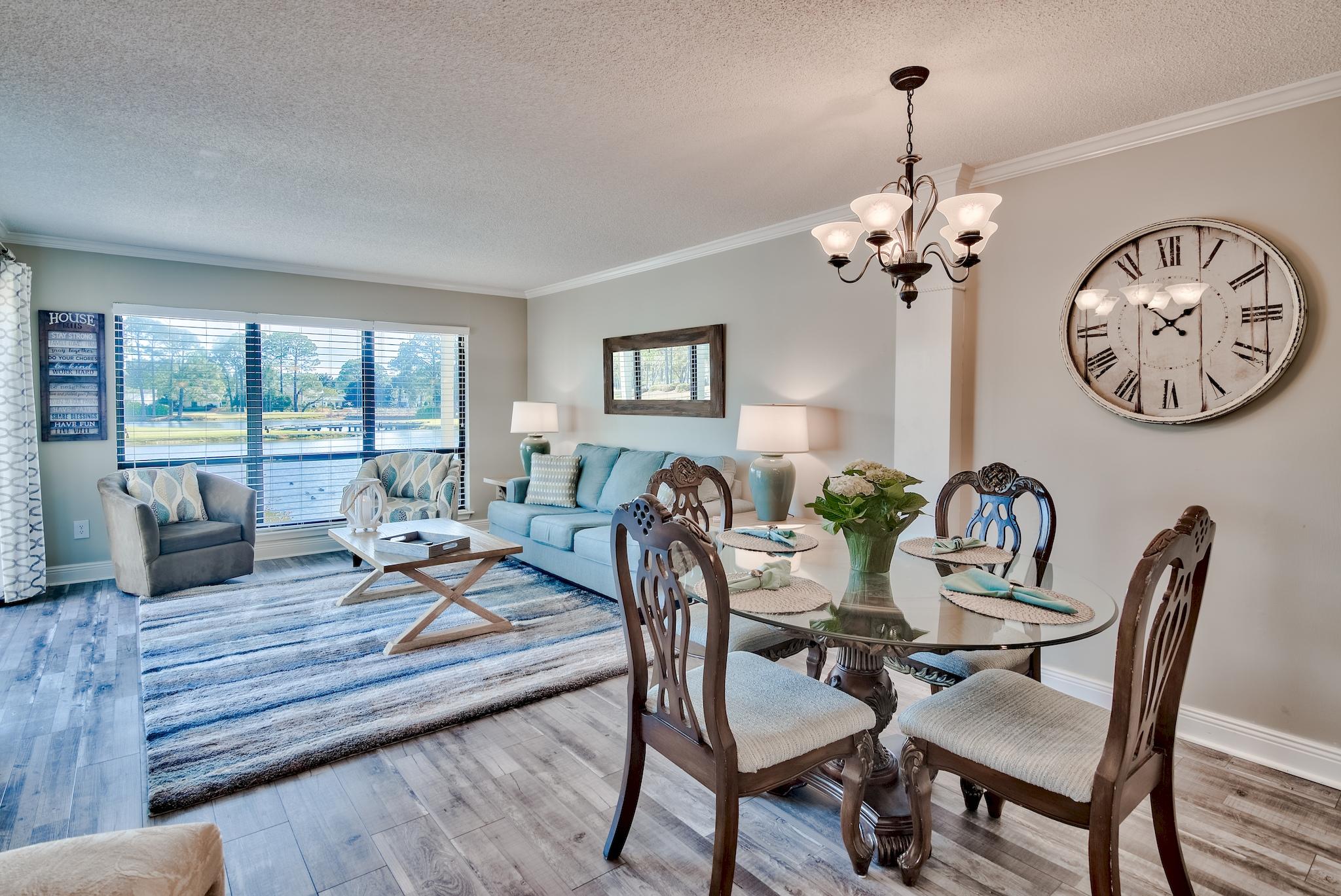 HARBOUR POINT CONDO - Residential