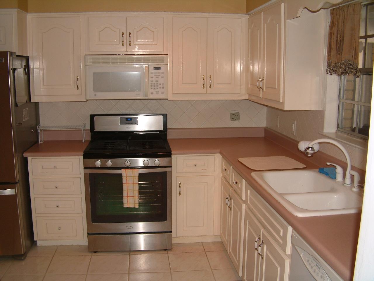 LAKE LORRAINE ESTATES - Residential