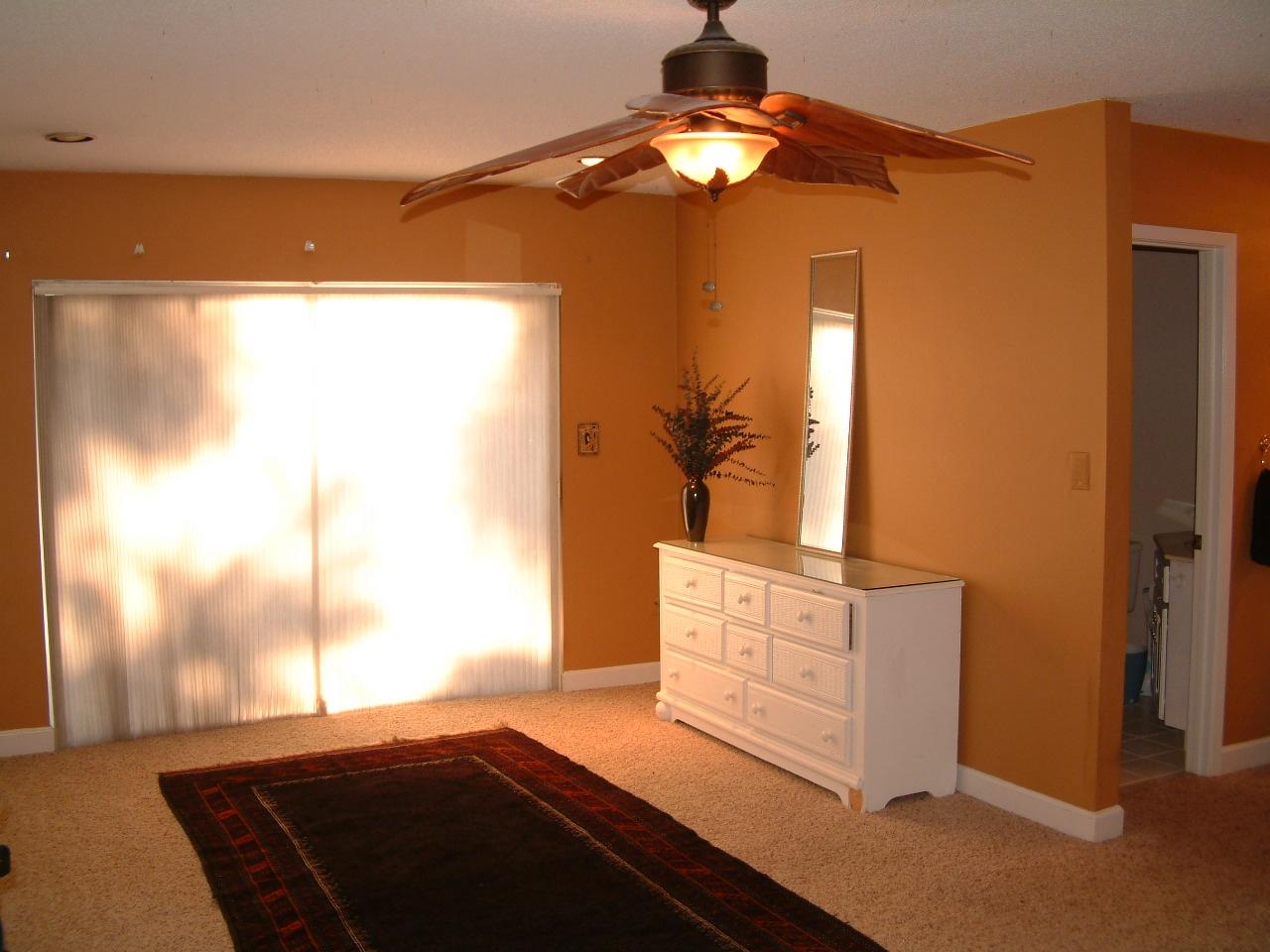 LAKE LORRAINE ESTATES - Residential