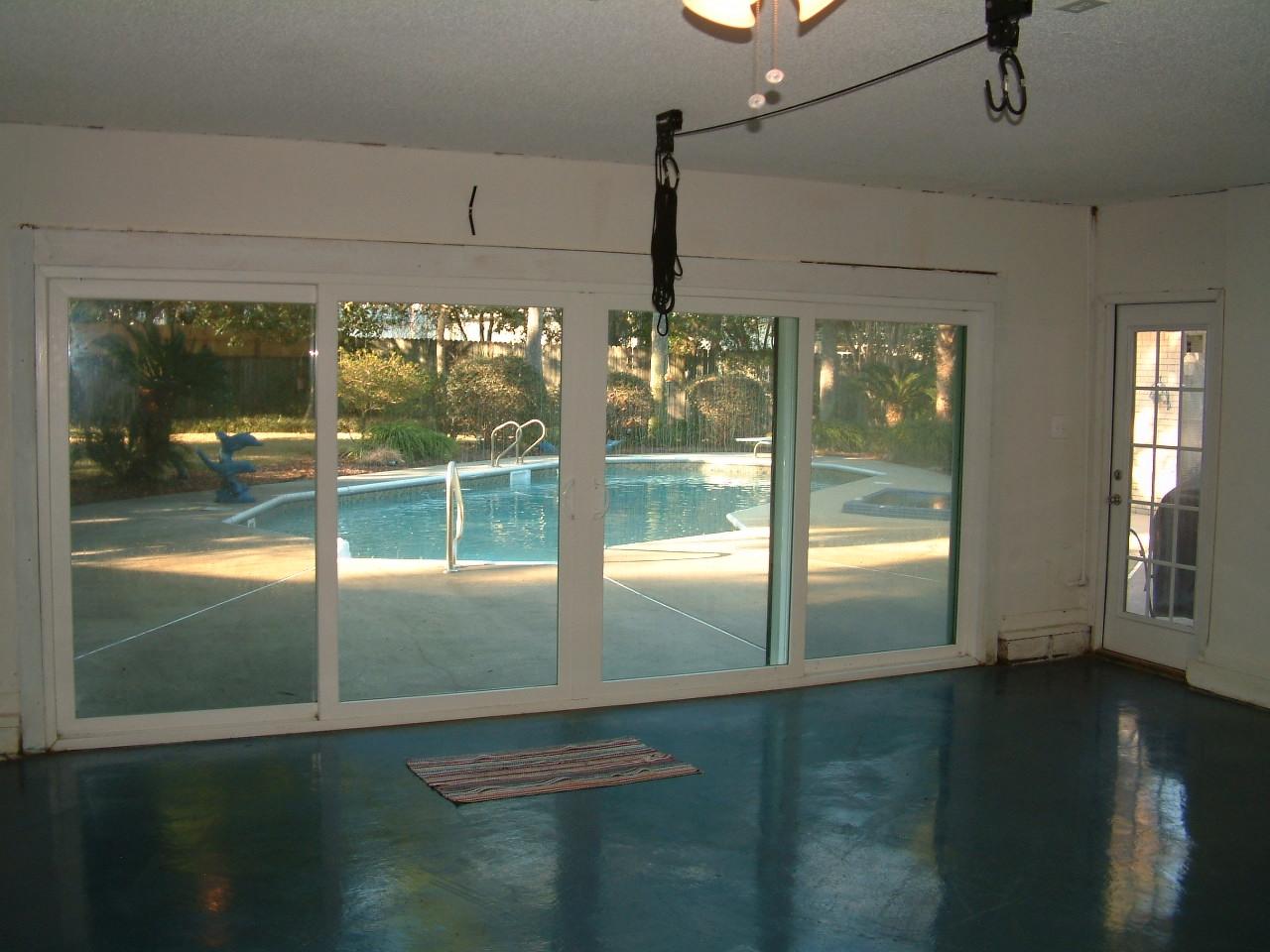 LAKE LORRAINE ESTATES - Residential