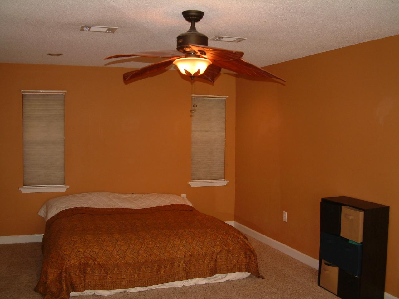 LAKE LORRAINE ESTATES - Residential