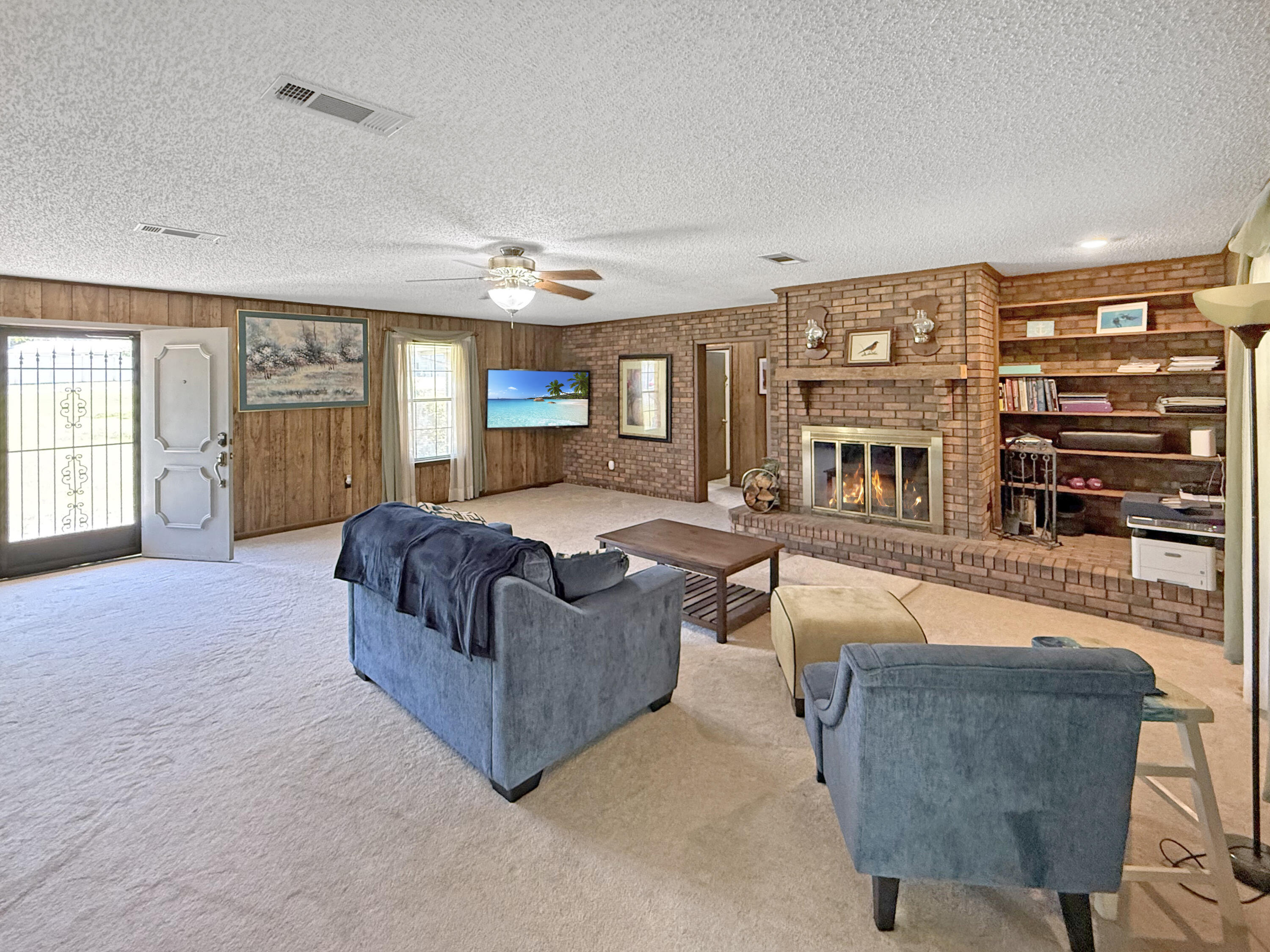 CINCO ADDN TO CRESTVIEW - Residential