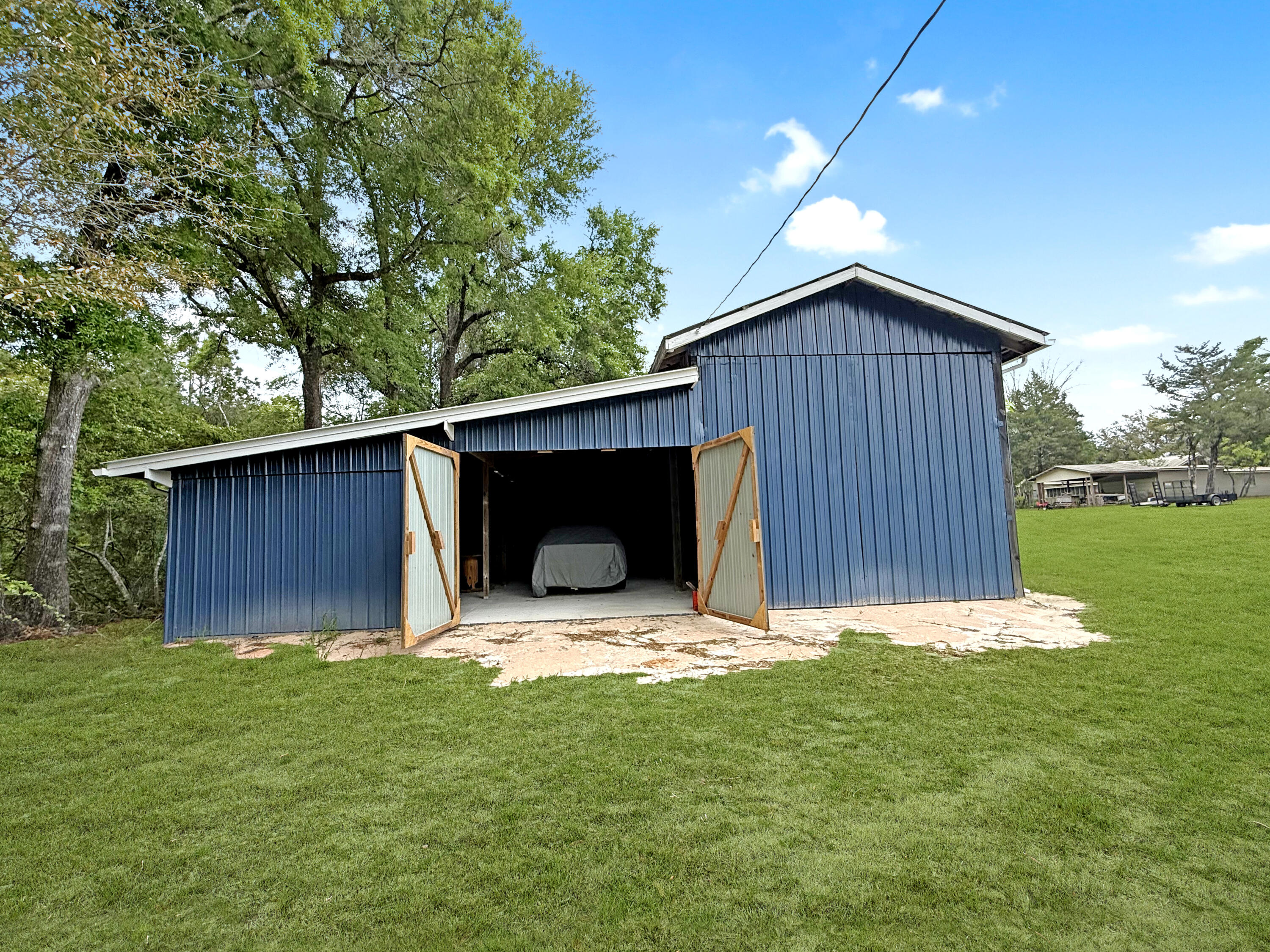 CINCO ADDN TO CRESTVIEW - Residential