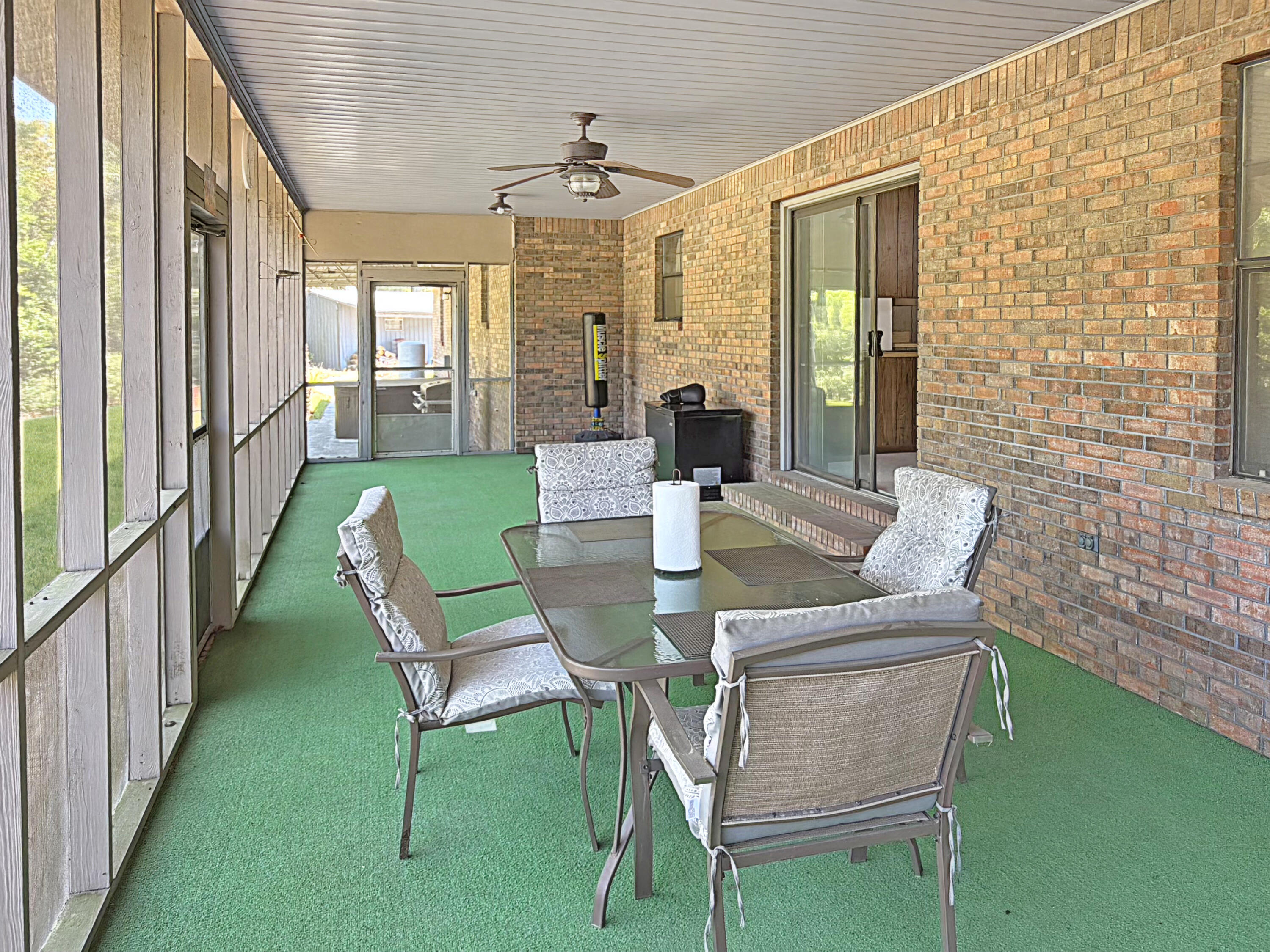 CINCO ADDN TO CRESTVIEW - Residential