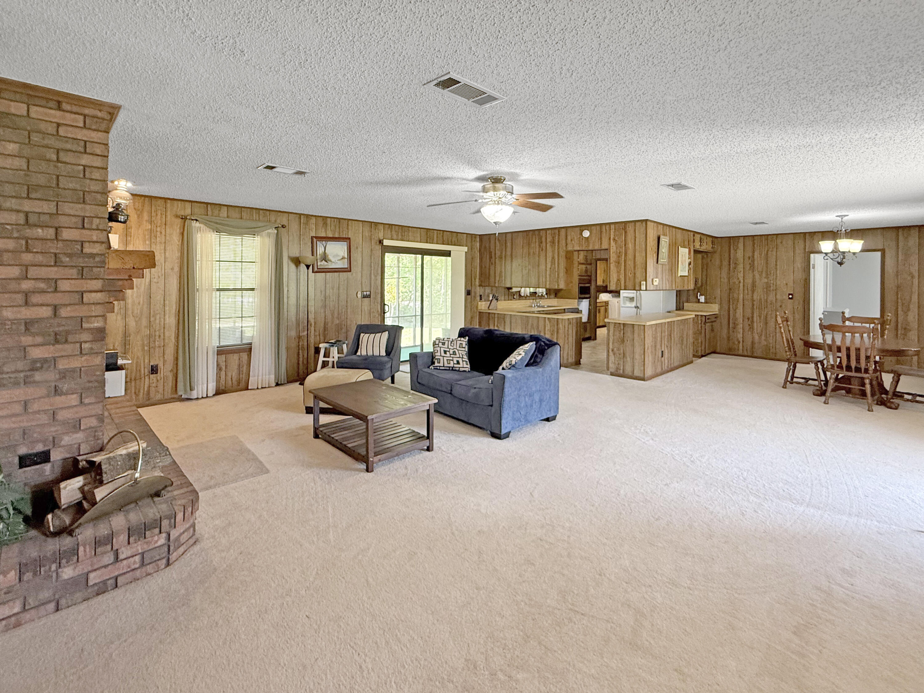 CINCO ADDN TO CRESTVIEW - Residential