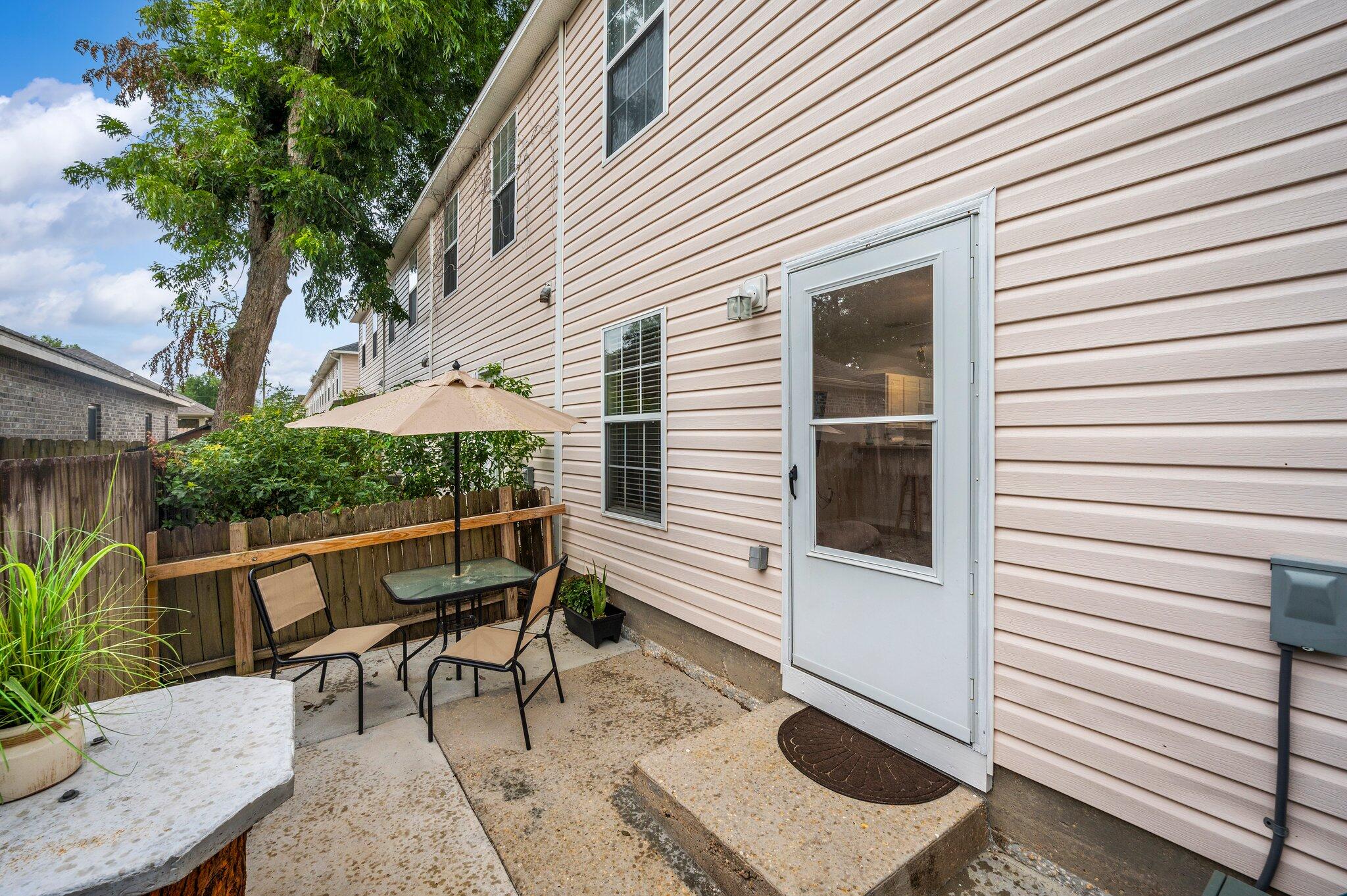 OAK PARK TOWNHOMES - Residential