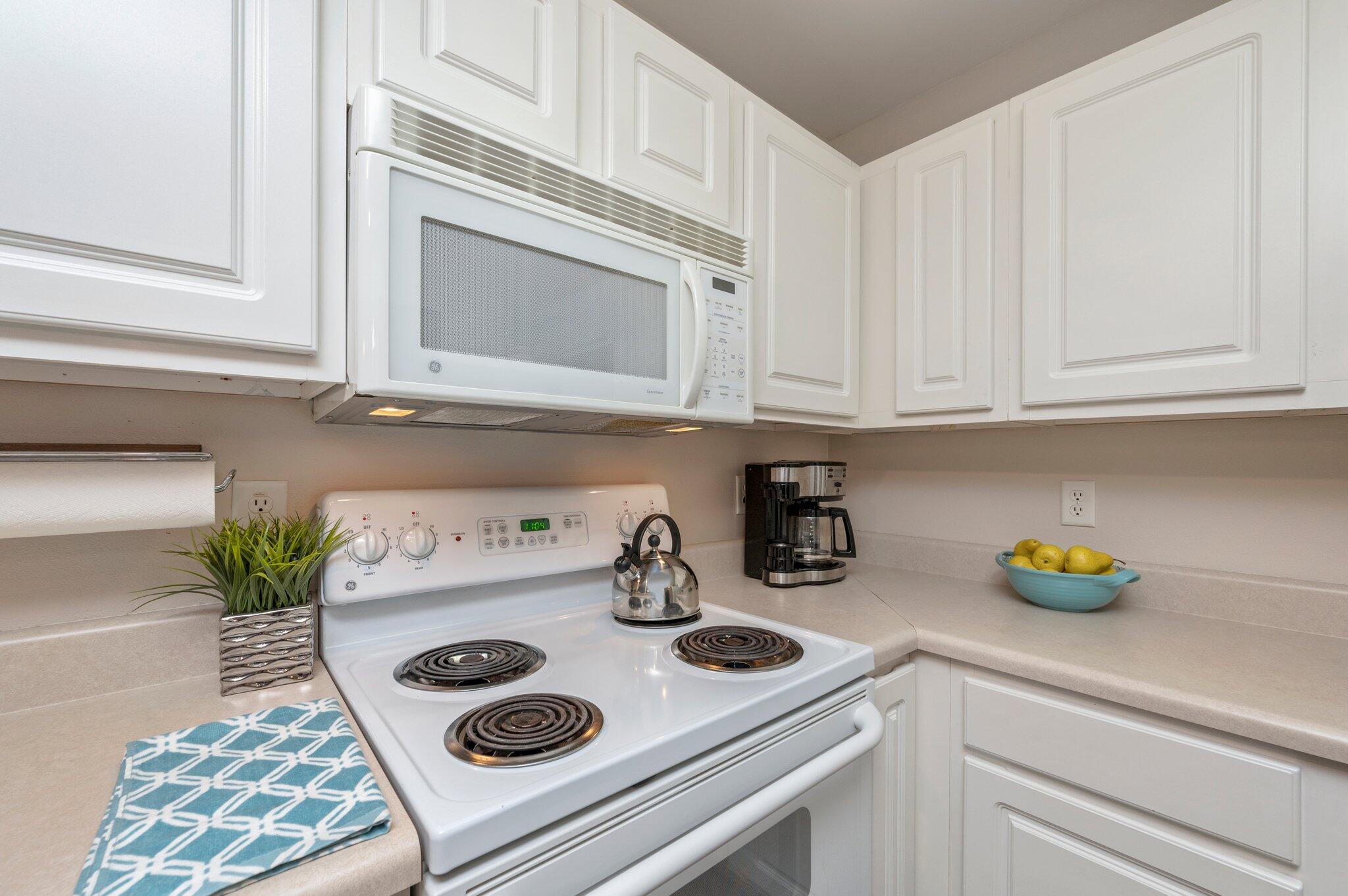 OAK PARK TOWNHOMES - Residential