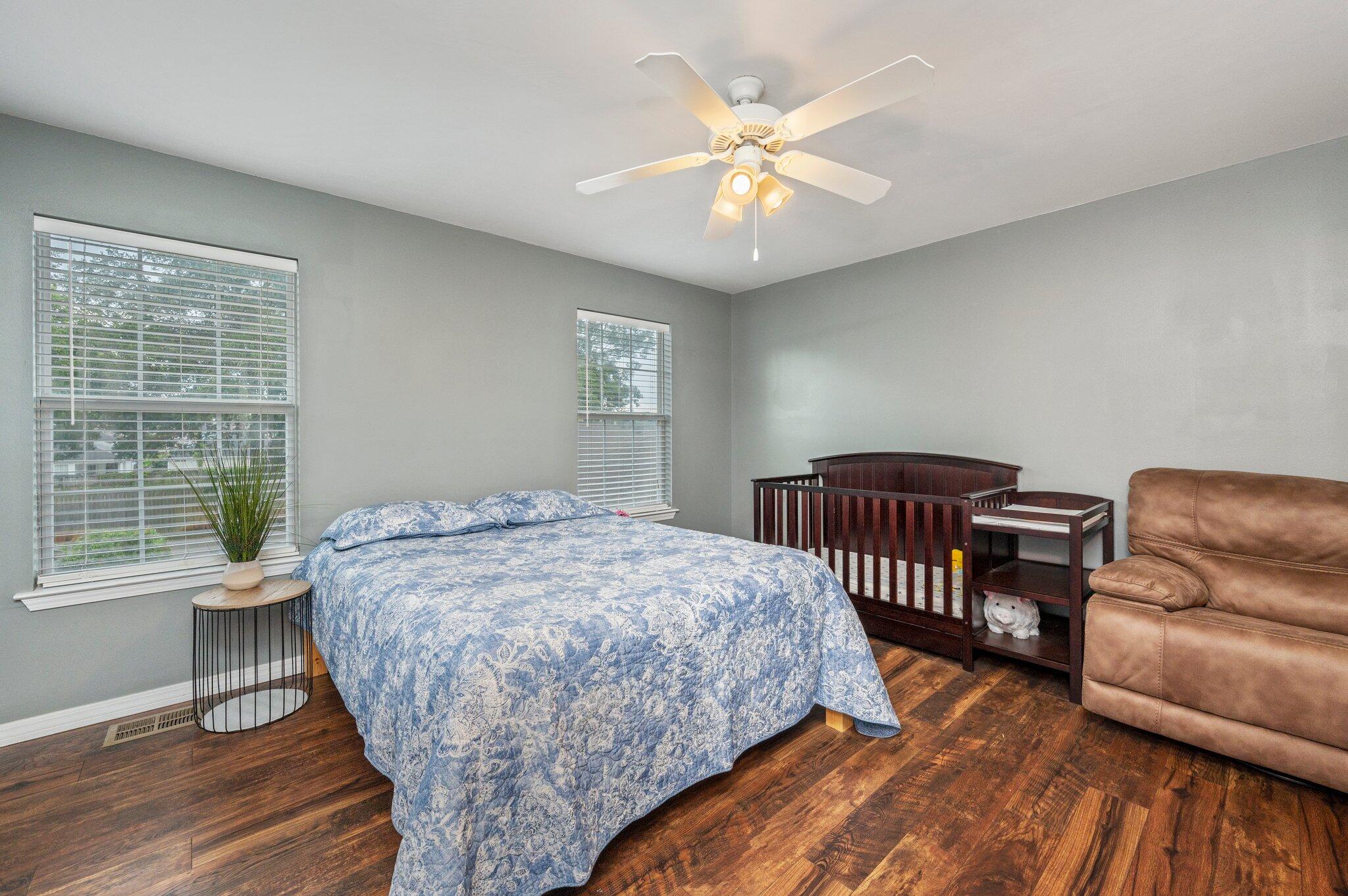 OAK PARK TOWNHOMES - Residential