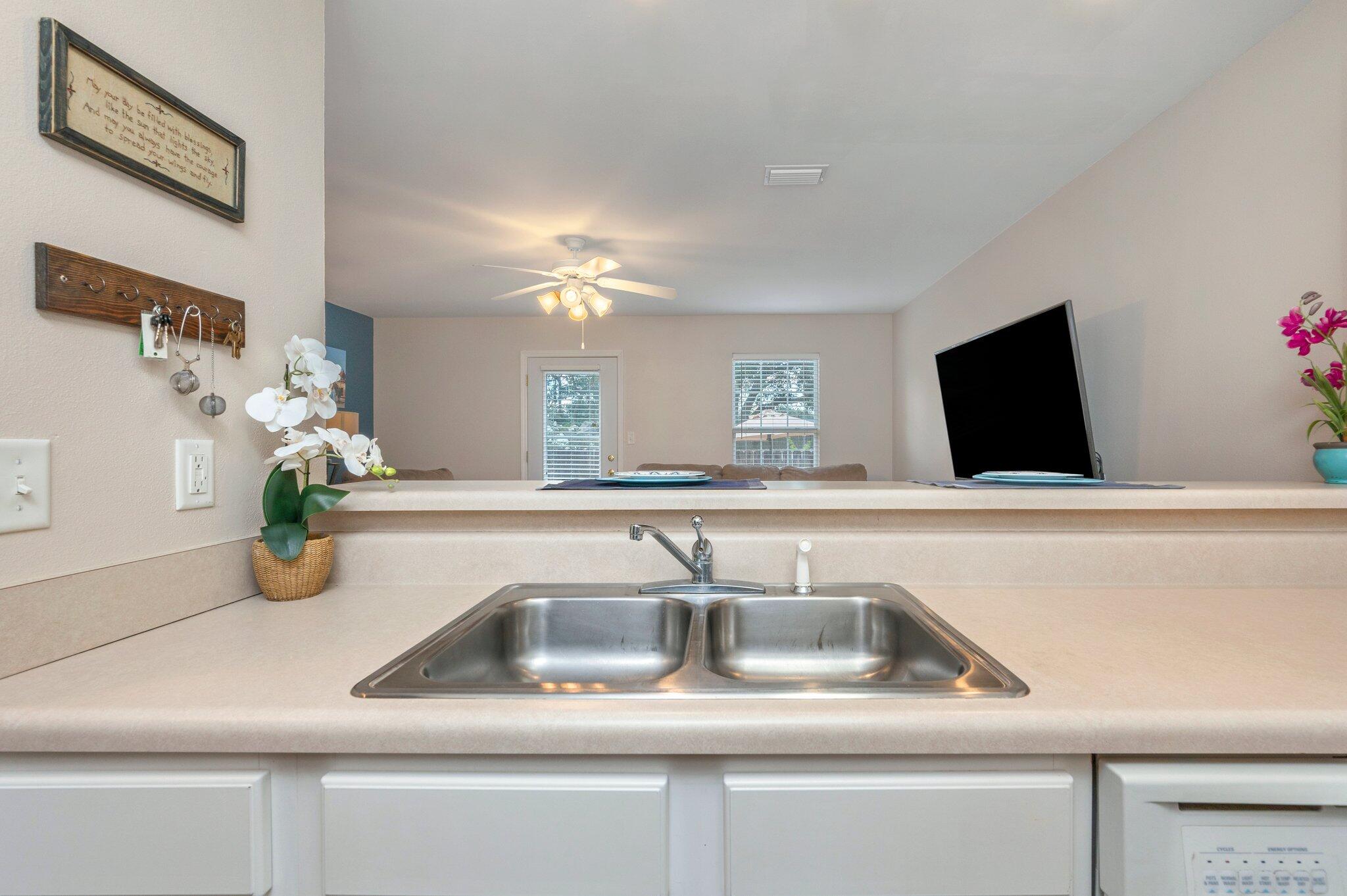 OAK PARK TOWNHOMES - Residential