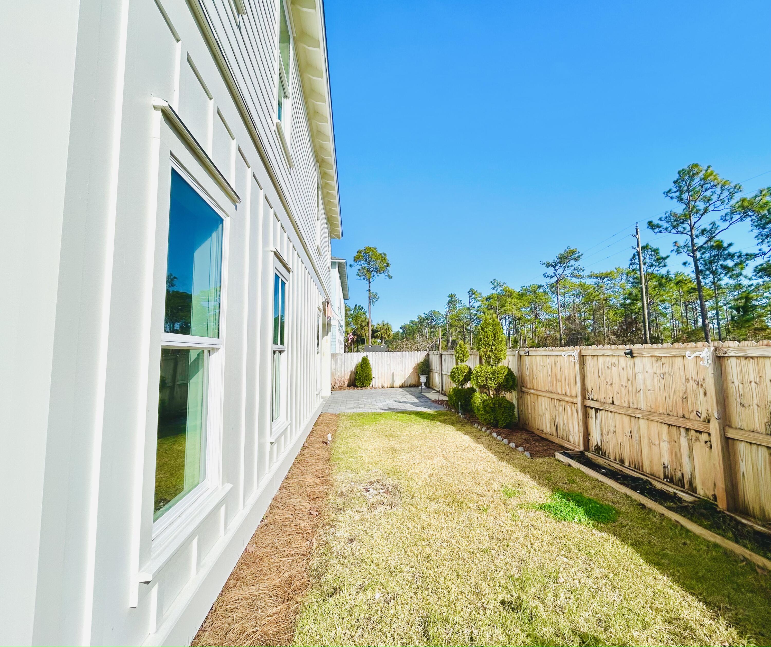 MACK BAYOU ESTATES - Residential