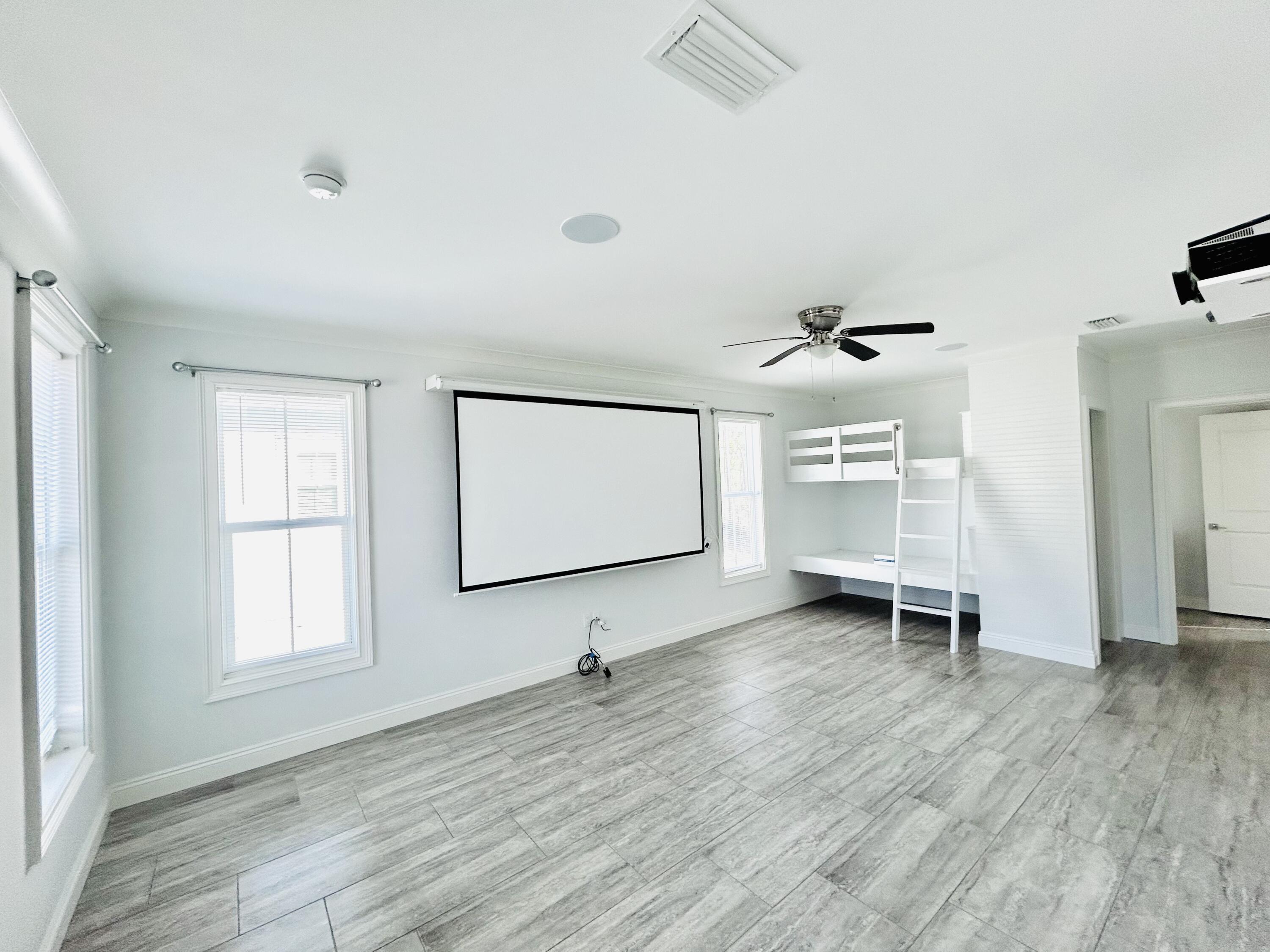 MACK BAYOU ESTATES - Residential