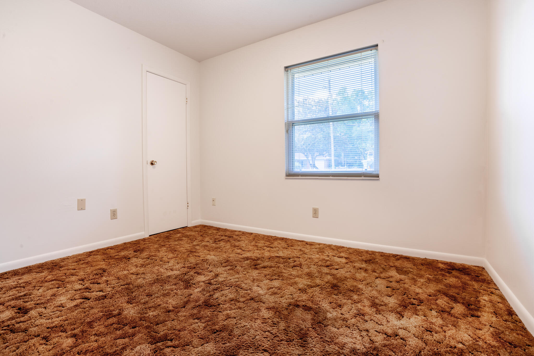 CAROL ANNE MANOR 1ST ADDN - Residential