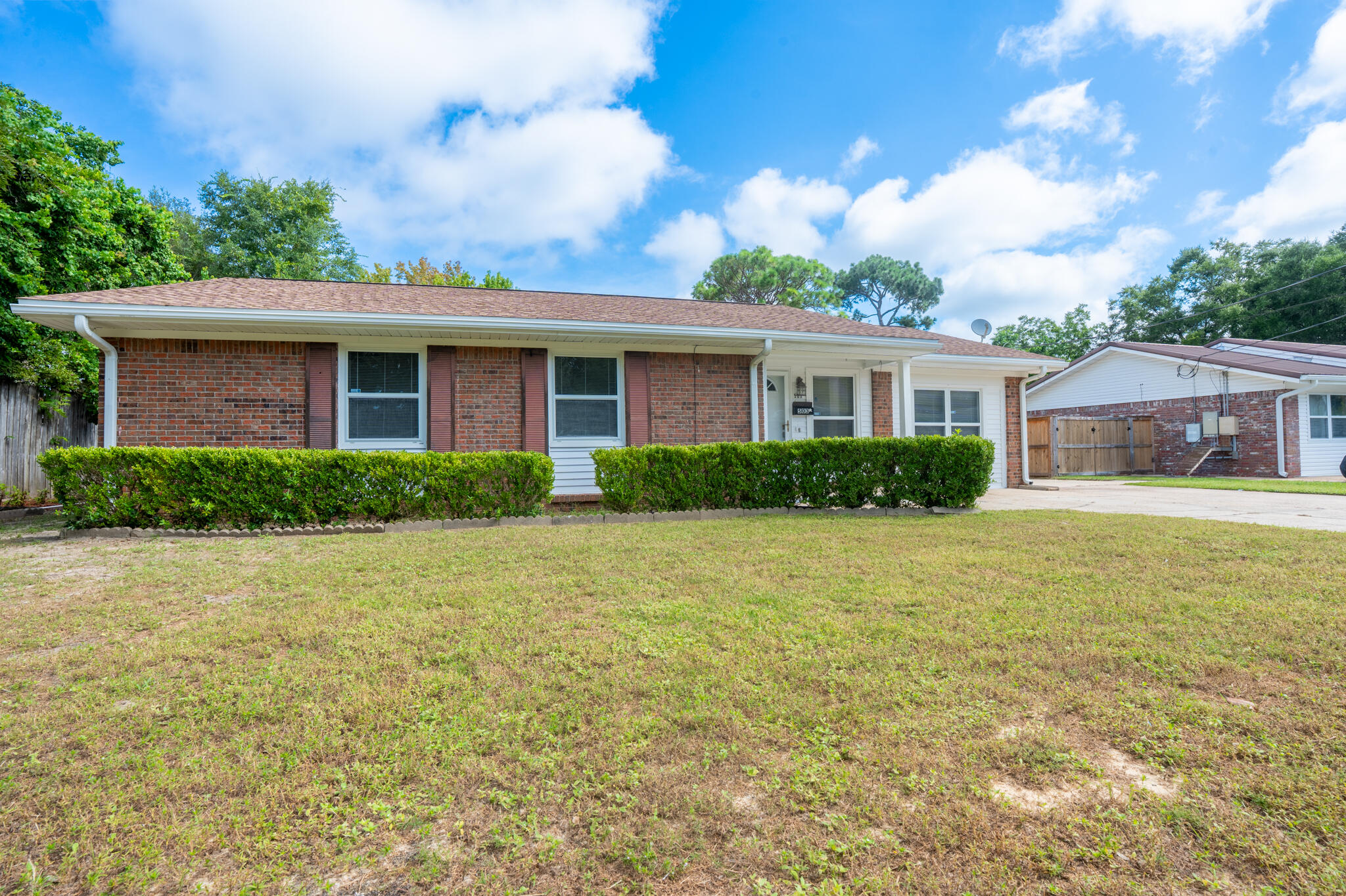 CAROL ANNE MANOR 1ST ADDN - Residential