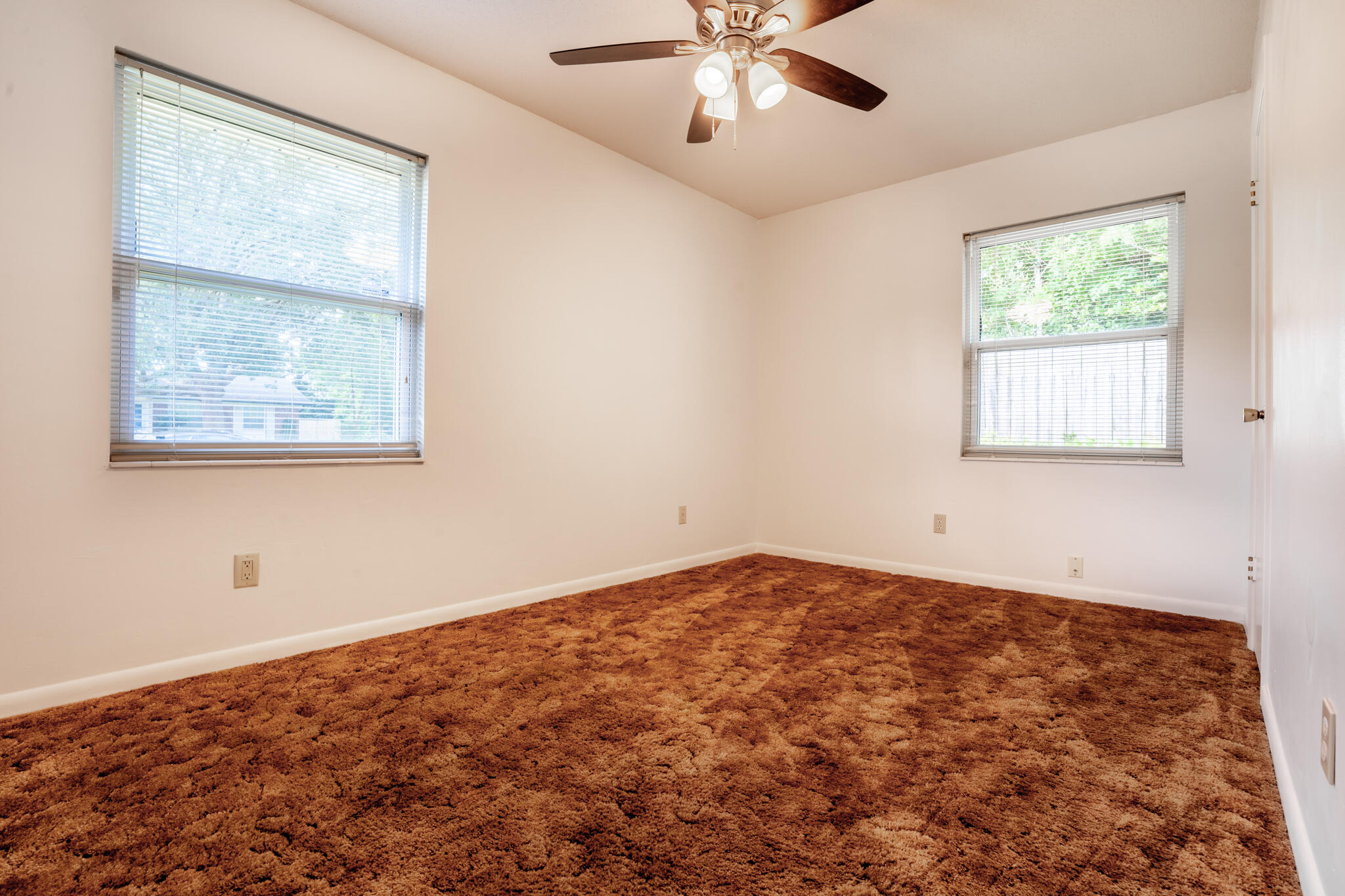 CAROL ANNE MANOR 1ST ADDN - Residential