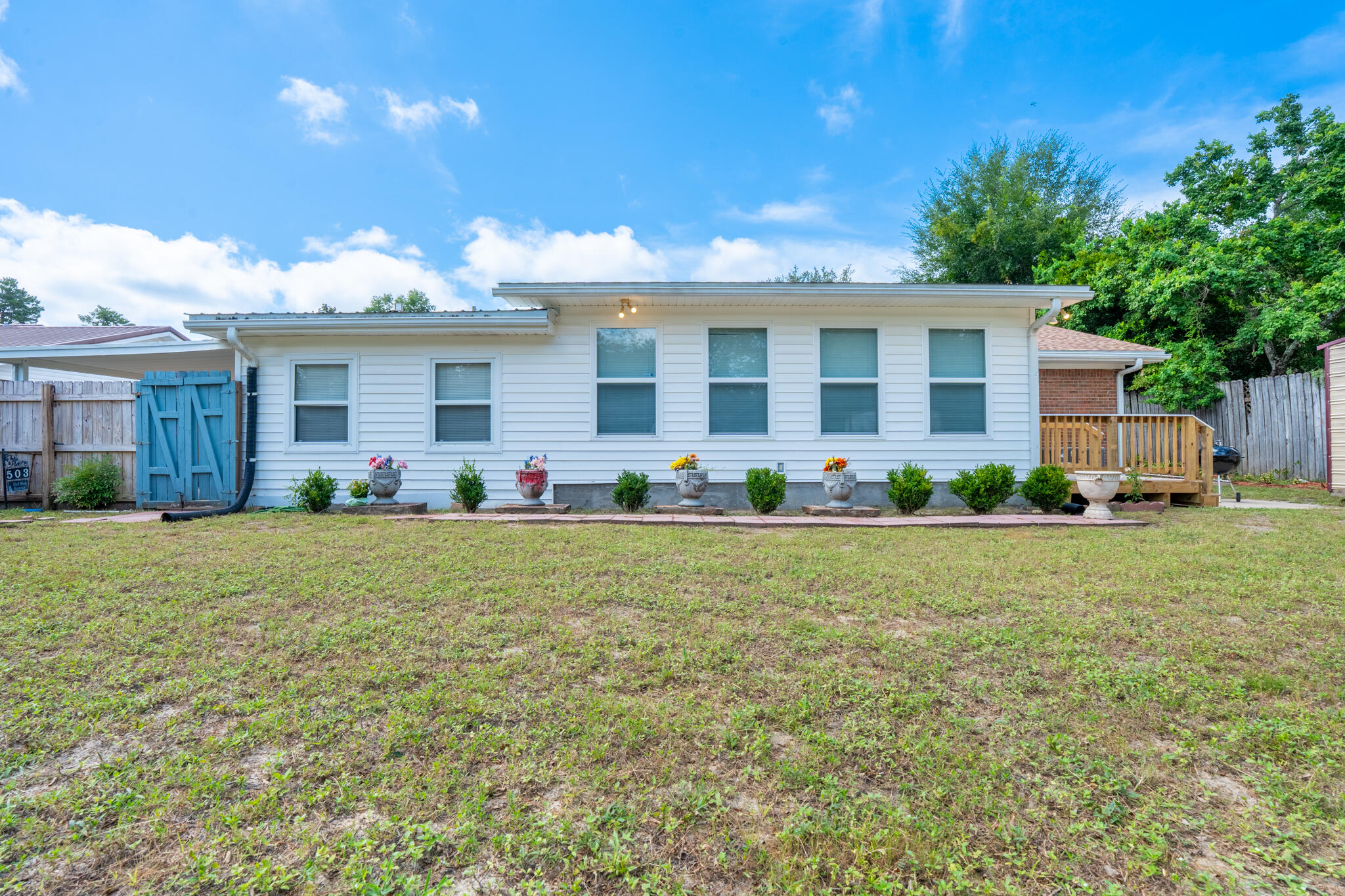 CAROL ANNE MANOR 1ST ADDN - Residential
