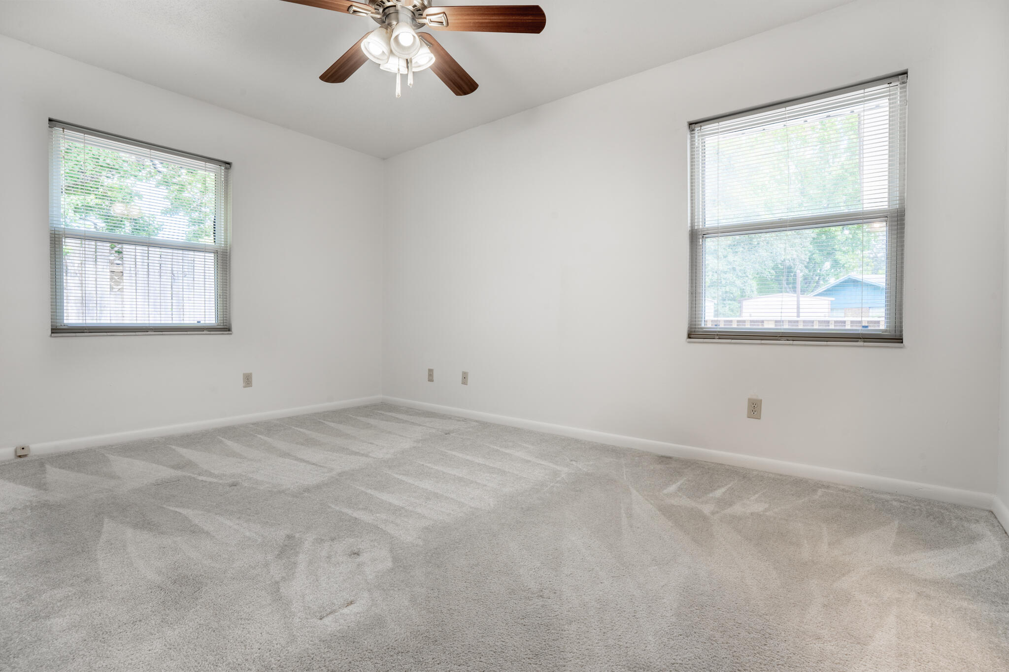CAROL ANNE MANOR 1ST ADDN - Residential
