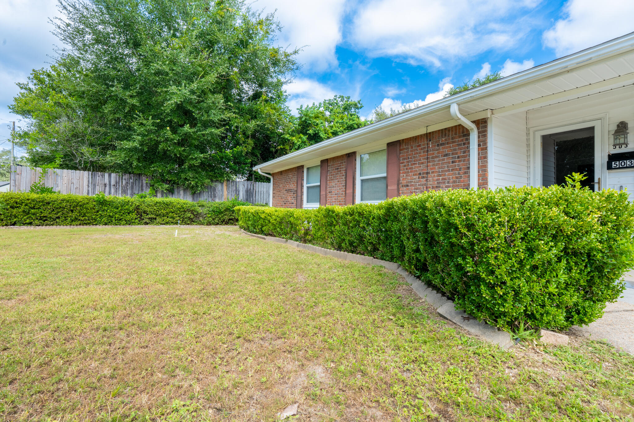 CAROL ANNE MANOR 1ST ADDN - Residential