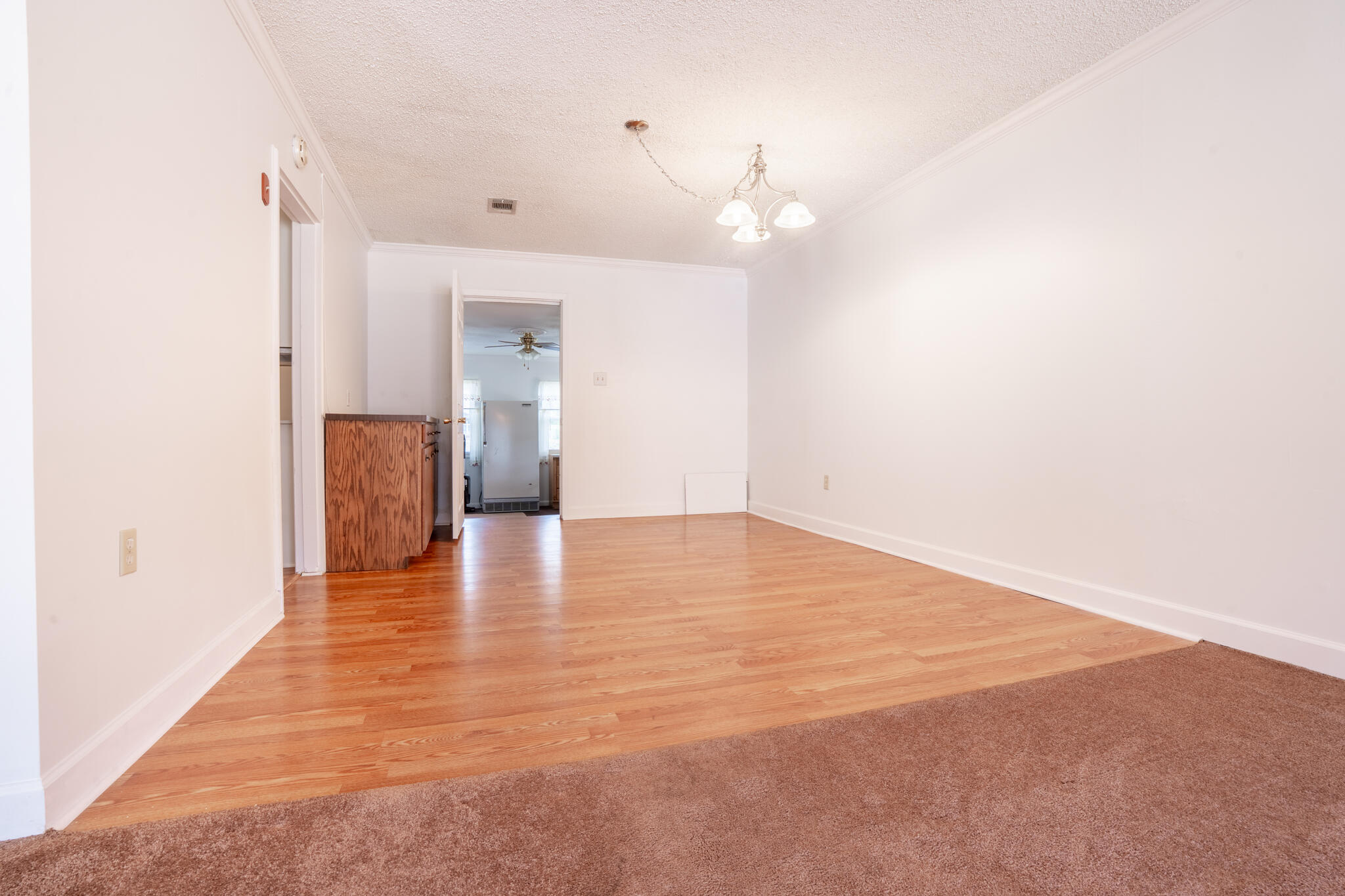 CAROL ANNE MANOR 1ST ADDN - Residential