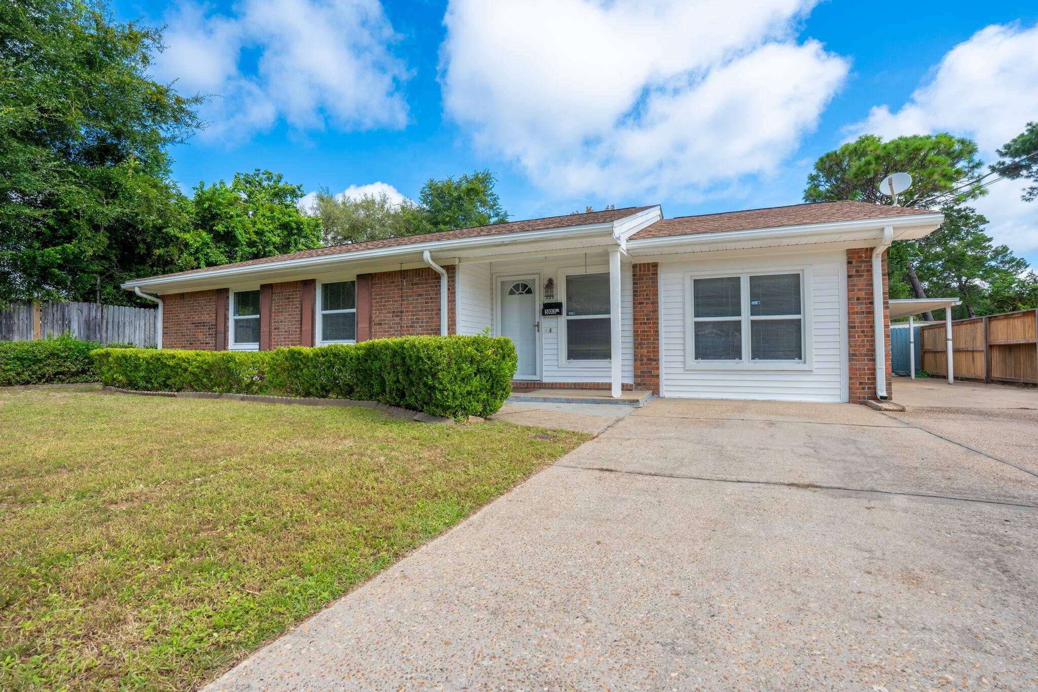 Welcome to this incredibly maintained home in the heart of Niceville. This home has 4 bedrooms and 2 full baths, two living areas a spacious laundry/mud room and lots of storage. The additional living room was built by Randy Wise Homes and adds lots of space for entertaining. Large backyard with a sprinkler system and two storage sheds. The roof is only two years old, the HVAC replaced in 2021 and the HWH in 2018, it also has double pane windows and all copper wiring. Termite bond with Terminix in place.