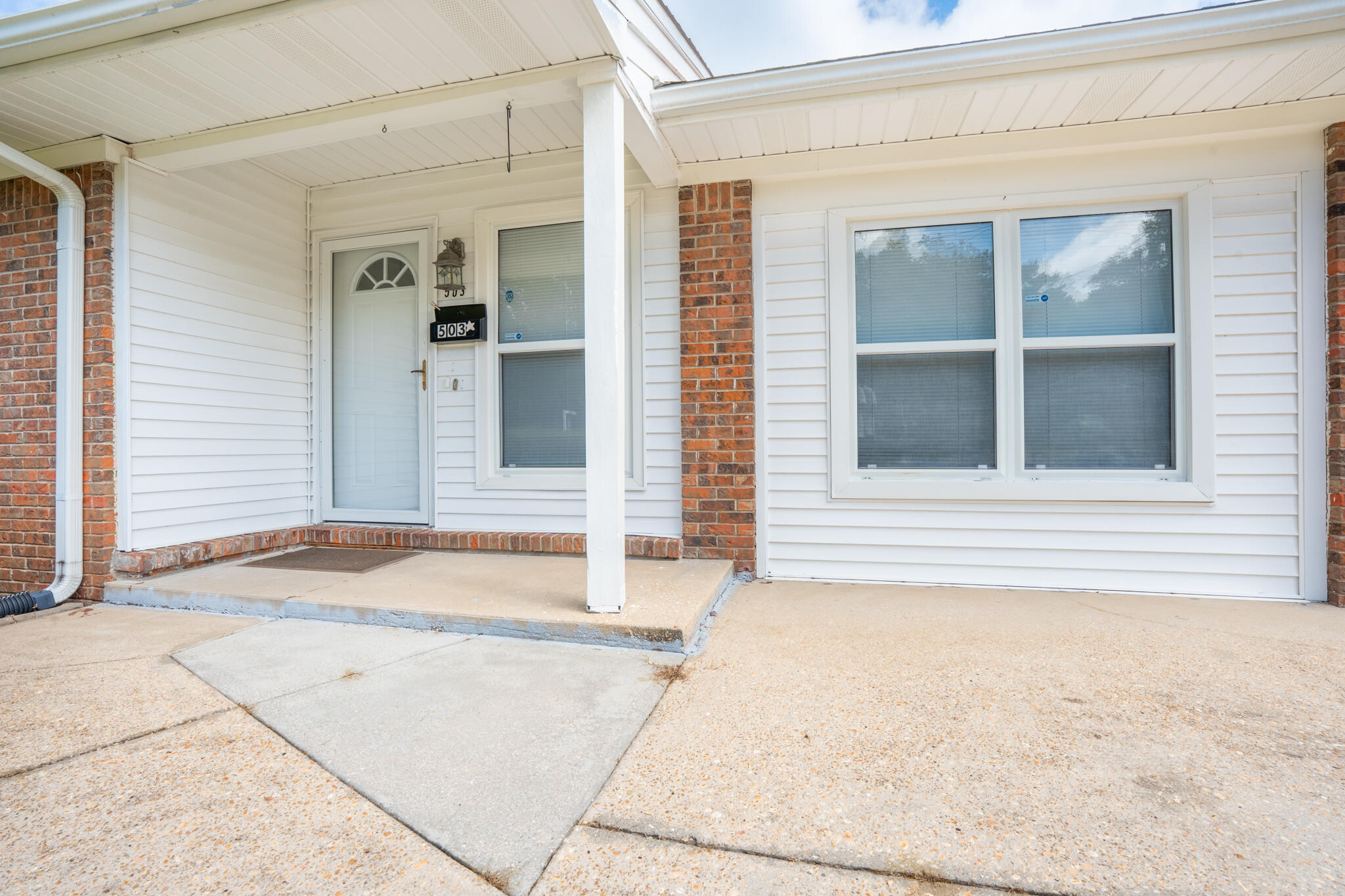 CAROL ANNE MANOR 1ST ADDN - Residential