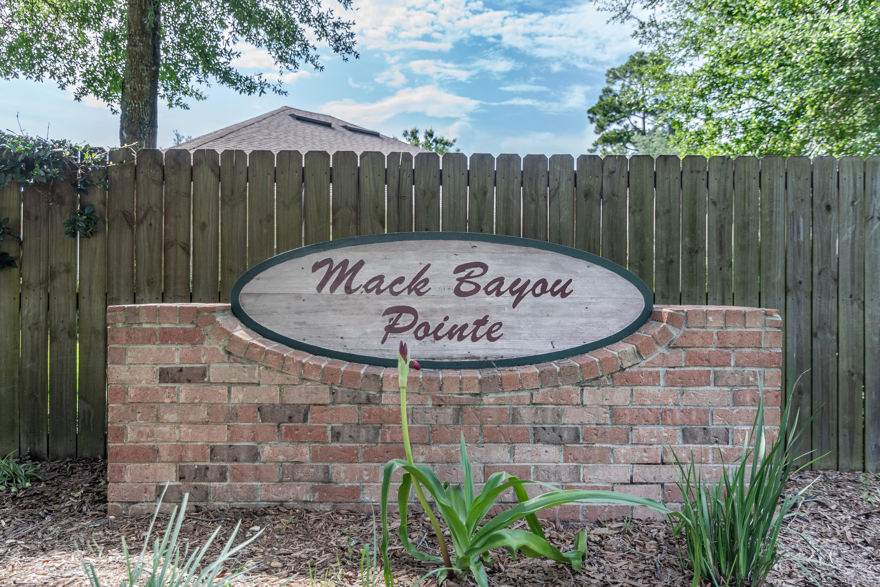 MACK BAYOU POINTE S/D - Residential